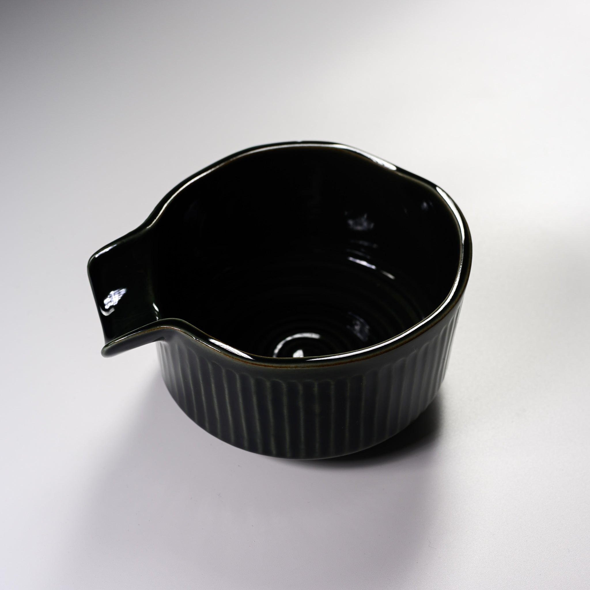 Premium MASAMURA Matcha Bowl with Spout - Traditional Japanese Katakuchi Oribe Ceramic Tea Cup for Authentic Tea Ceremony | Perfect for Matcha, Green Tea & Zen Meditation