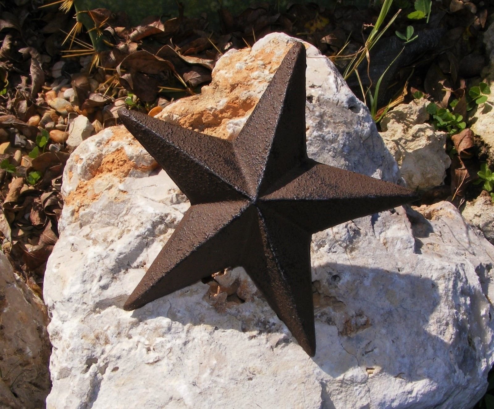 6-Piece Extra Large Cast Iron Nail Stars - Heavy Duty Rustic Wall Decor for Home, Farmhouse, or Western Style Interior Design | Perfect for Barns, Fences, and DIY Projects