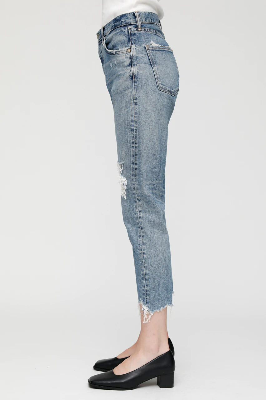 Loose Fit Blue Jeans for Men by Carter Friend - Comfortable Casual Wear for Everyday Outfits