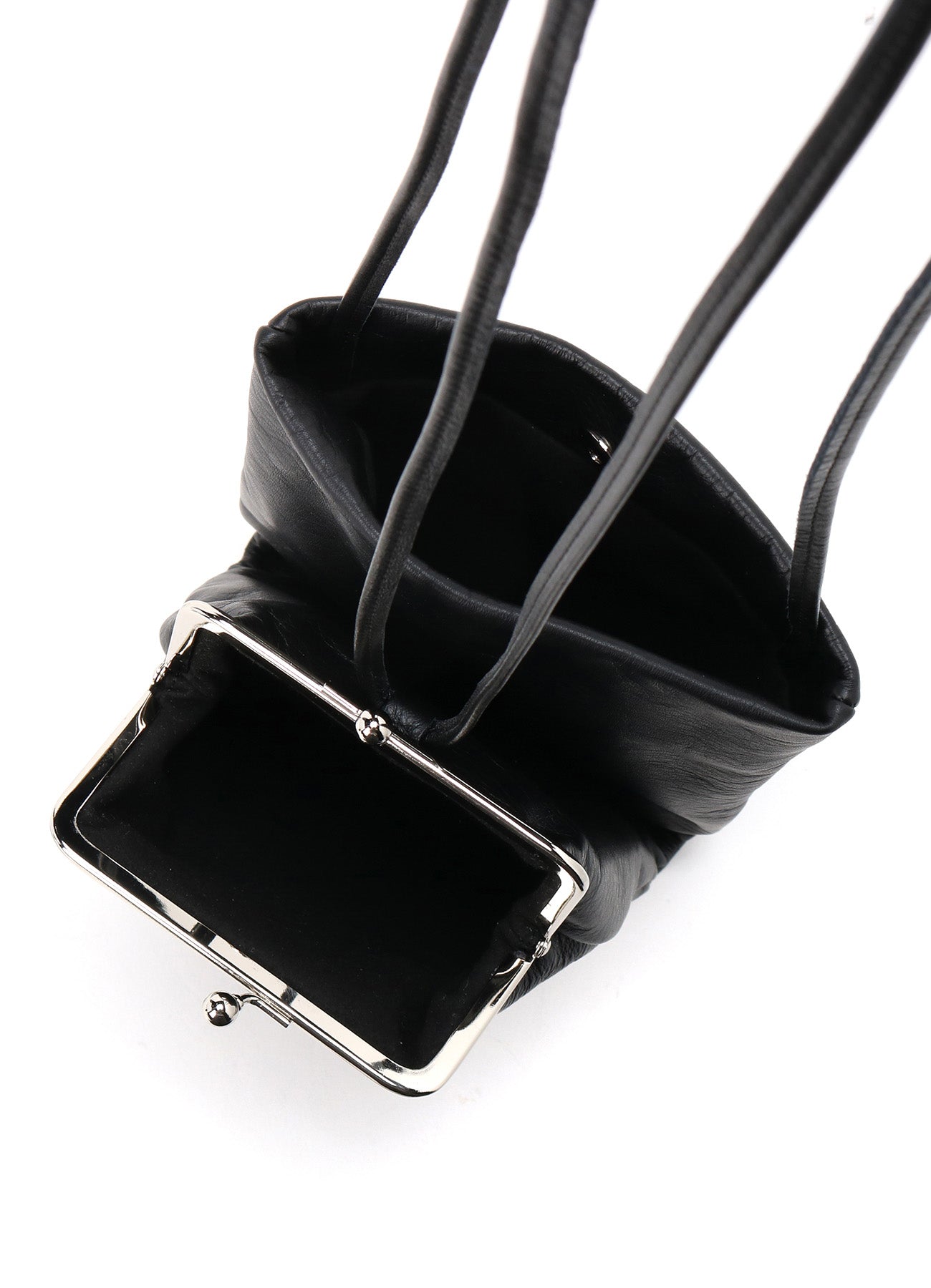 Stylish Cow Leather Necklace with Metal Clasp - Elegant Boho Jewelry for Women, Perfect for Casual Wear & Layering