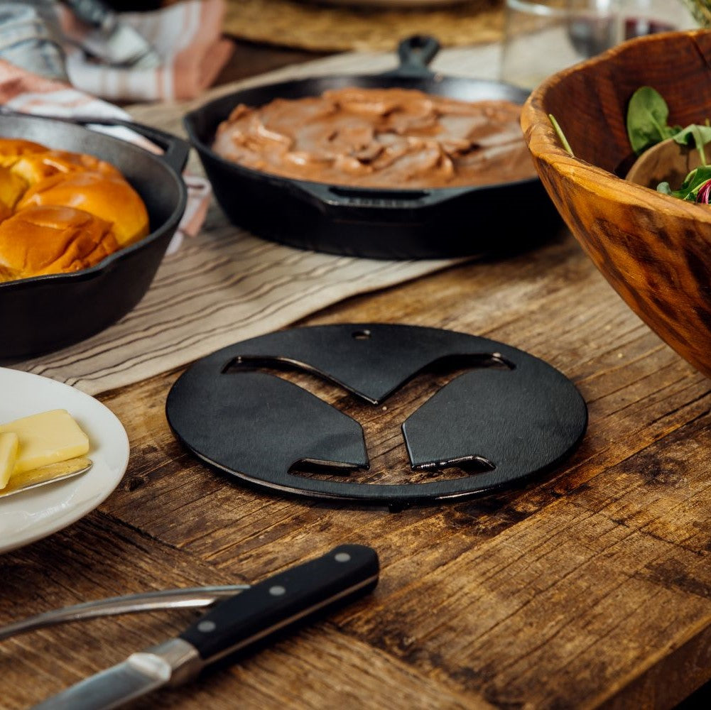 Yellowstone Power Y Cast Iron Trivet - 20cm Heat Resistant Stove Top & Countertop Protector for Kitchen, Dining, and Outdoor Cooking