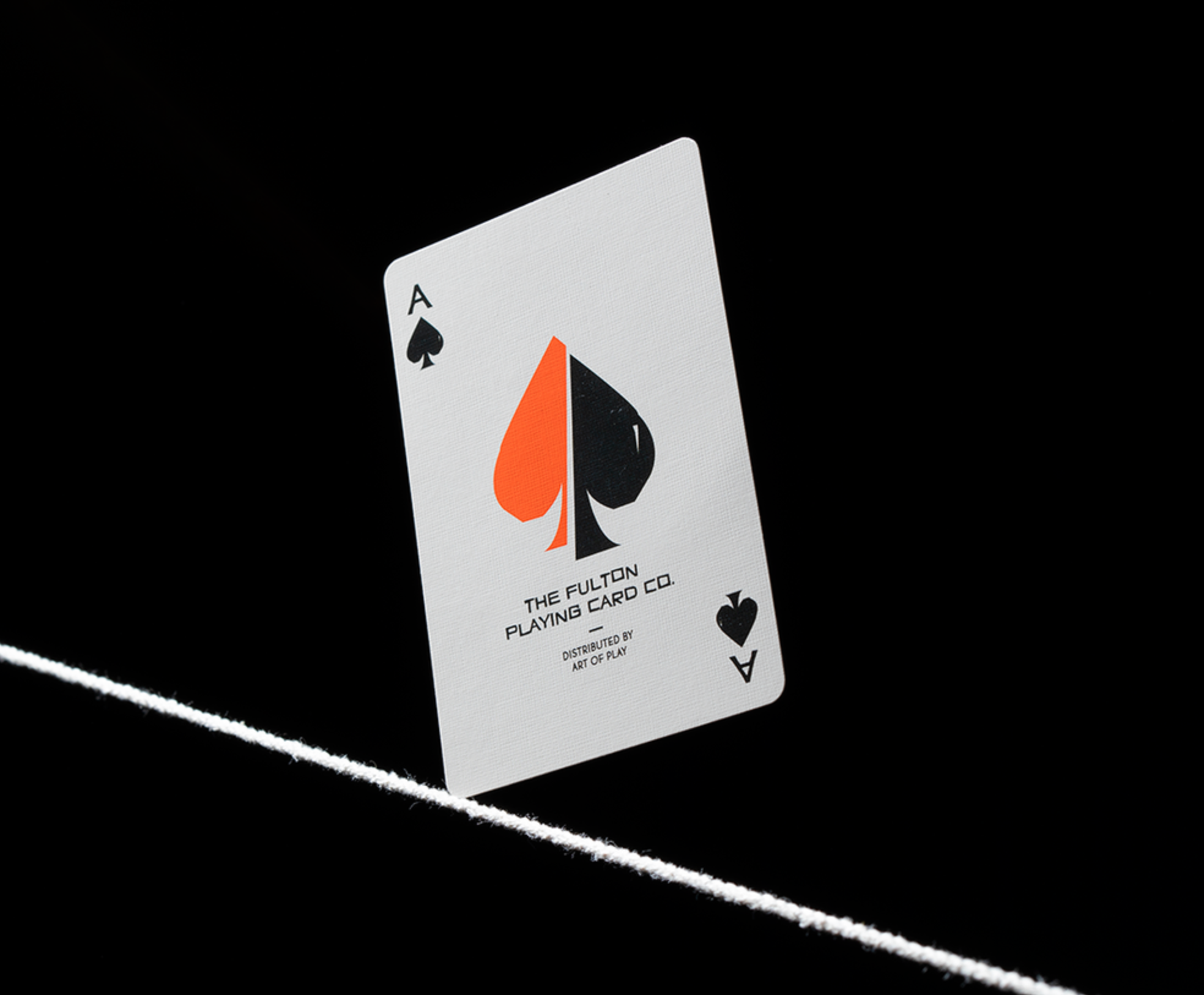 Alfred Hitchcock's Vertigo Playing Cards - Classic Movie Theme Deck for Card Games, Magic Tricks & Collectors - Perfect for Movie Nights & Gifts