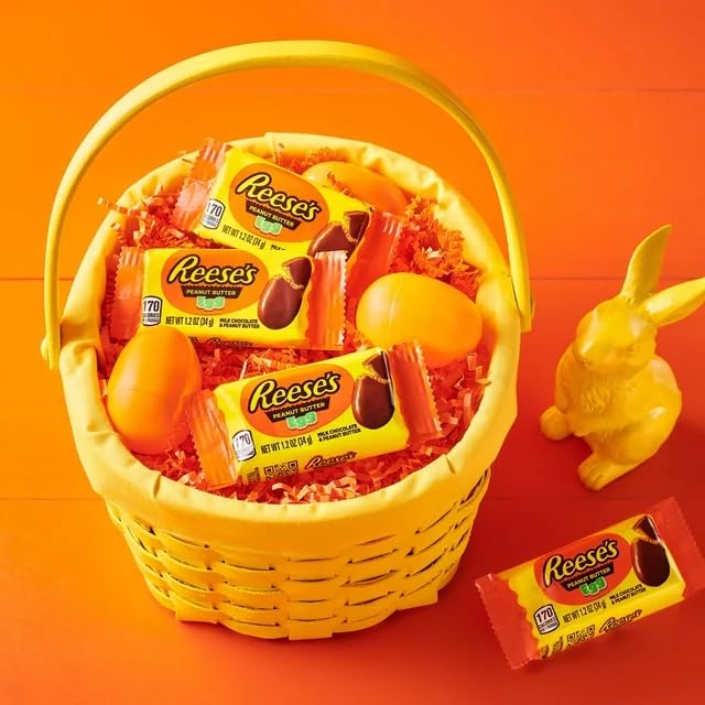 Reese's Peanut Butter & Milk Chocolate Candy Eggs 1.2oz (6-Pack) - Individually Wrapped Easter Treats for Adults & Kids - Holiday Chocolate Snacks - Perfect for Easter Baskets, Party Favors, Office Treats & Gift Giving
