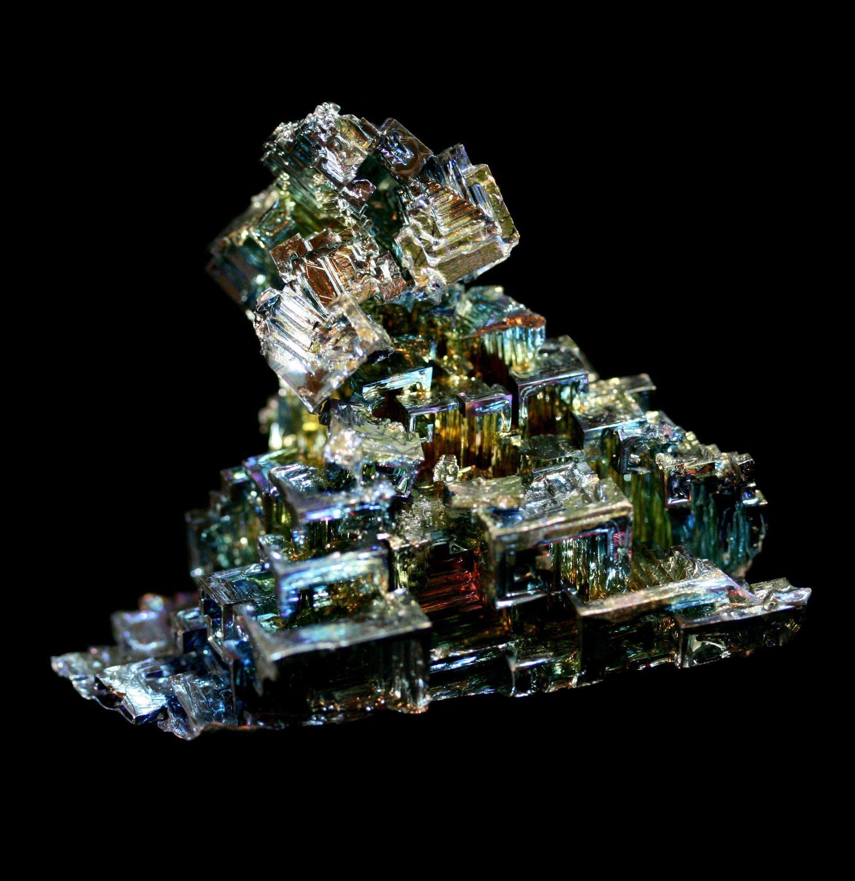Bismuth Crystal Formation - Natural Rainbow Metallic Crystals for Science, Decor & Gifts - Perfect for Home Display, Geology Collections & Unique Present Ideas