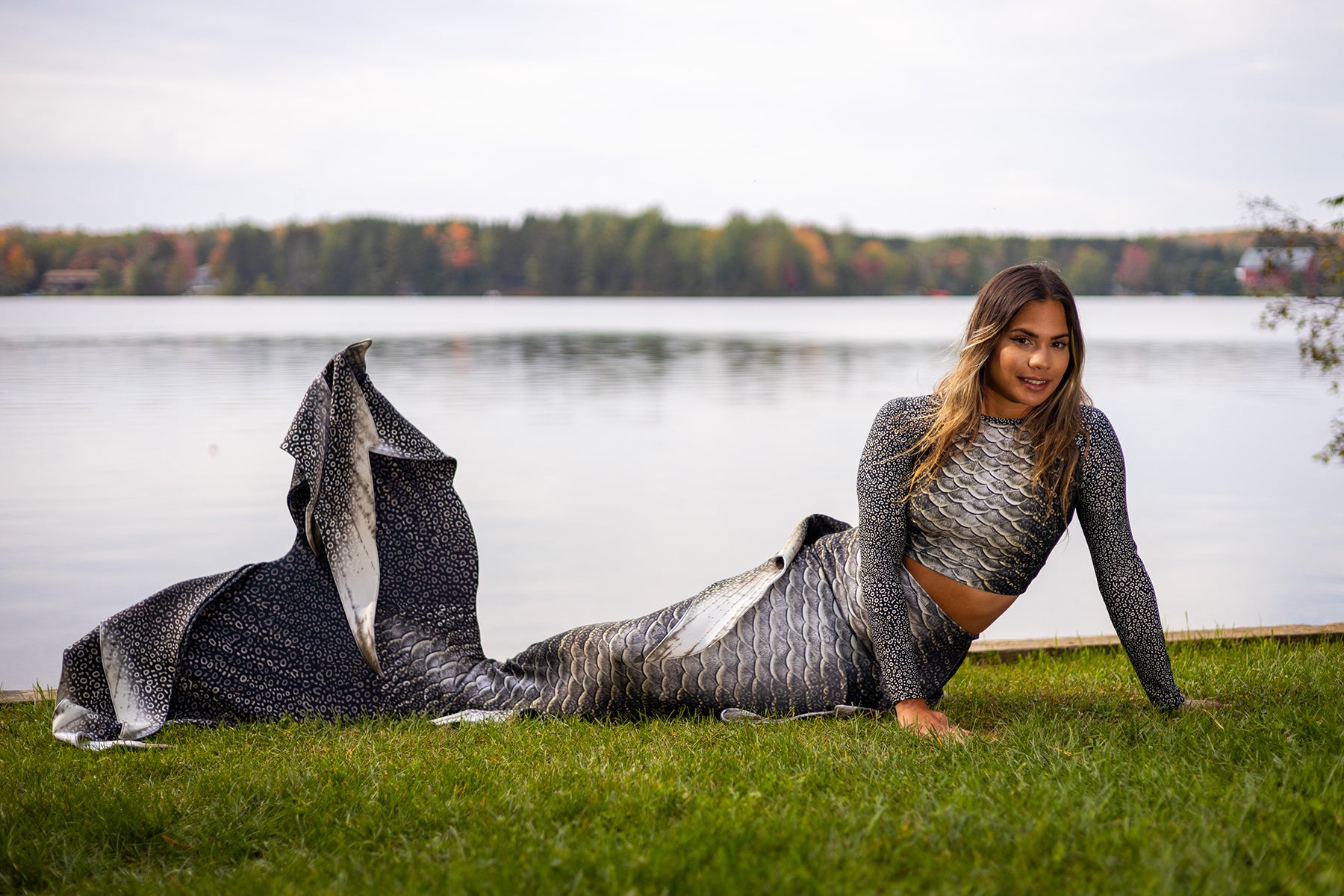 Eagle Ray GalleryTail - High-Quality Ray Fish Tail Decor for Home & Office - Perfect for Marine Life Enthusiasts, Beach House Decor, and Ocean-Themed Parties