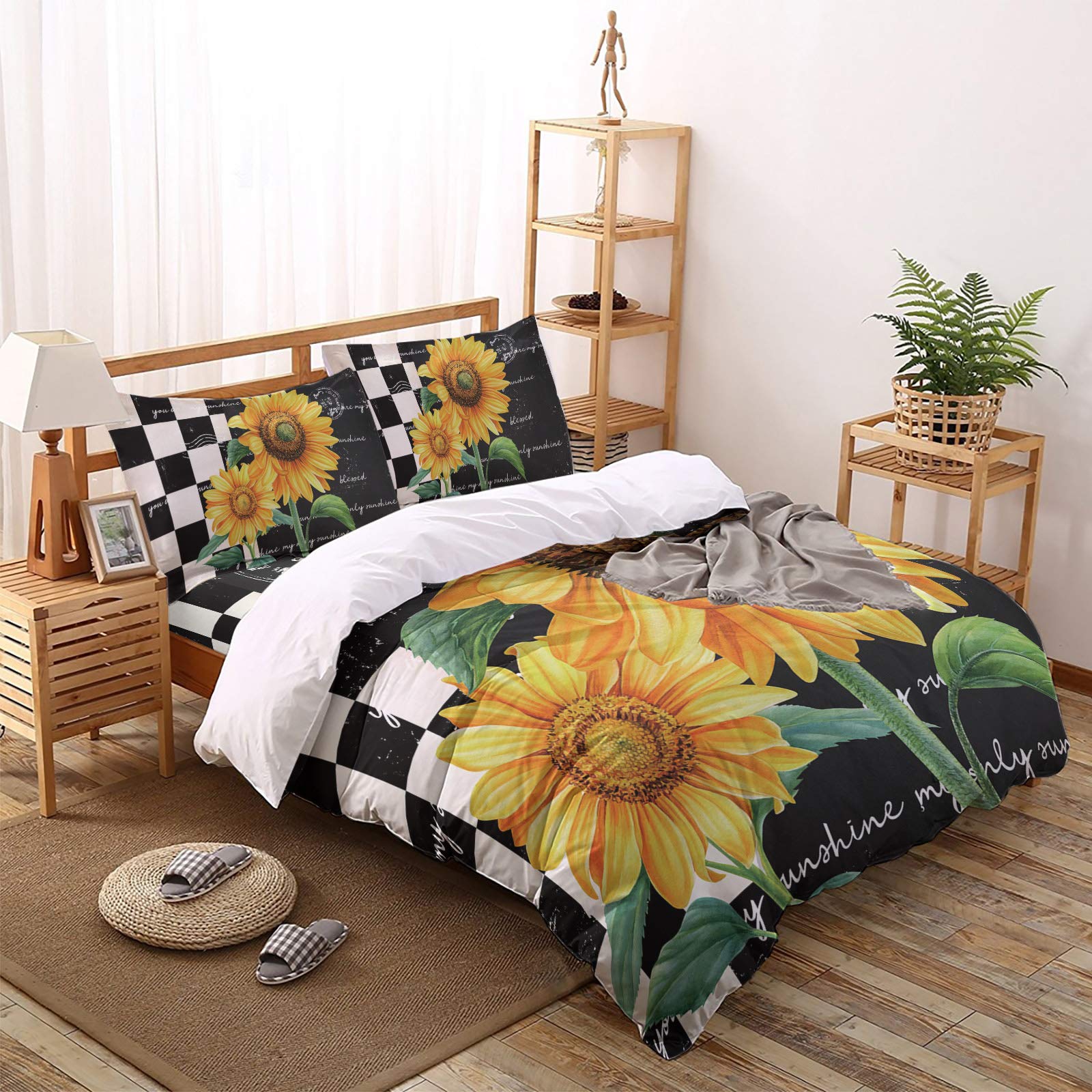 4 Piece Twin Size Quilted Comforter Set - Sunflower Farmhouse Bedding for Kids (Girls & Boys) - Includes Comforter Cover, Top Sheet & Pillowcases - Black Checkered Yellow Floral Design - Perfect for Bedroom, Guest Room & Hotel Use