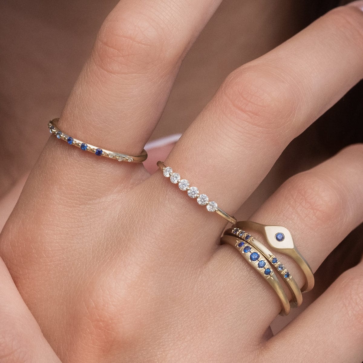 Stunning Floating Diamond Ring for Women - Elegant Solitaire Engagement & Wedding Band - Perfect for Proposals, Anniversaries, and Special Occasions