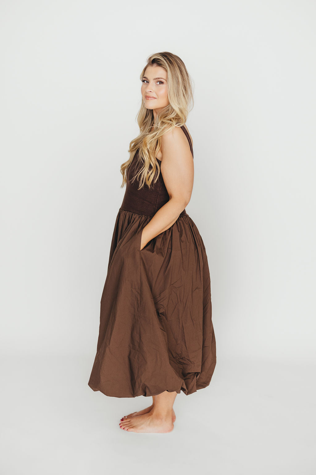 Stylish Betty Midi Dress in Brown - Women's Casual & Party Wear for Everyday Elegance