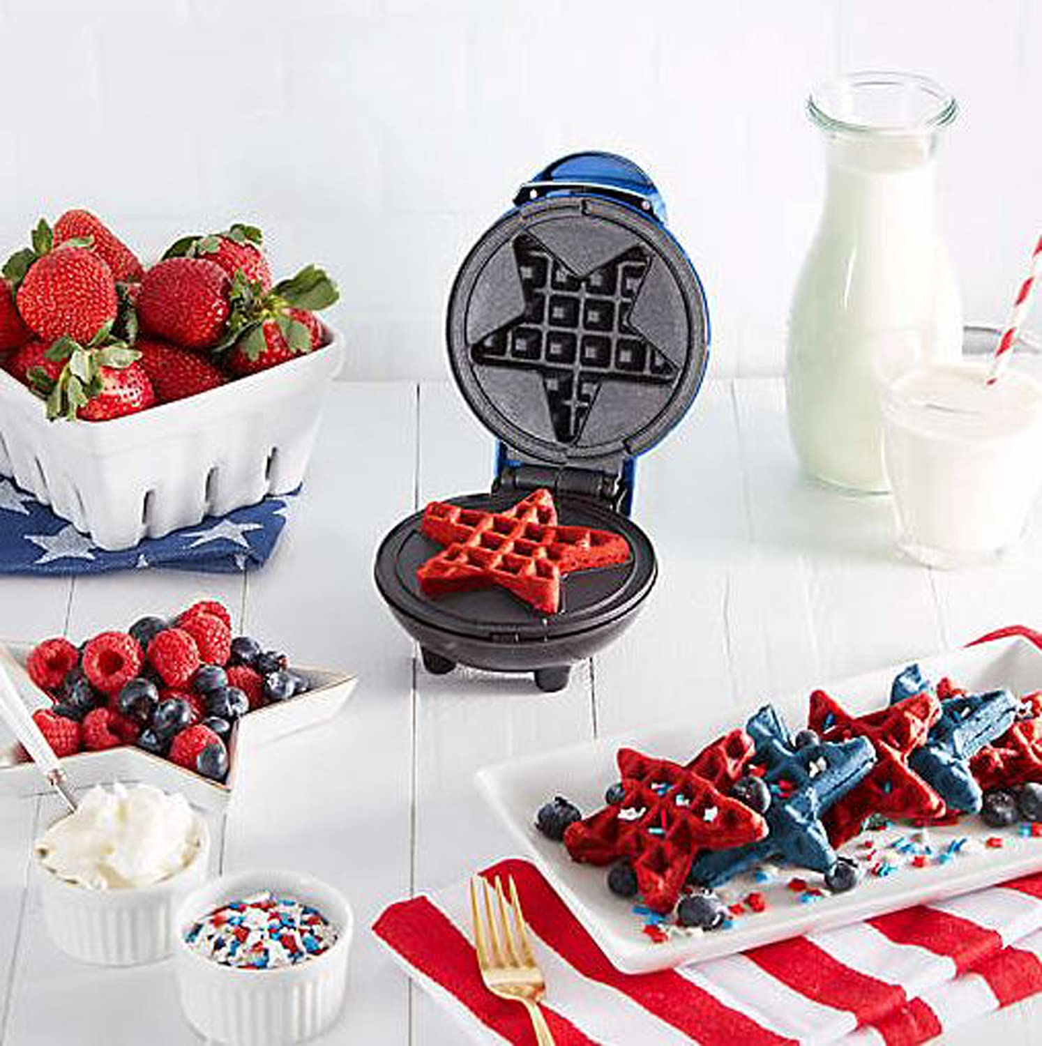 Dash Star Mini Waffle Maker - 4 Inch Non-Stick Waffle Iron for Quick & Easy Homemade Waffles | Perfect for Breakfast, Kids Snacks & Party Treats | Compact & Easy to Clean (Star Shaped)