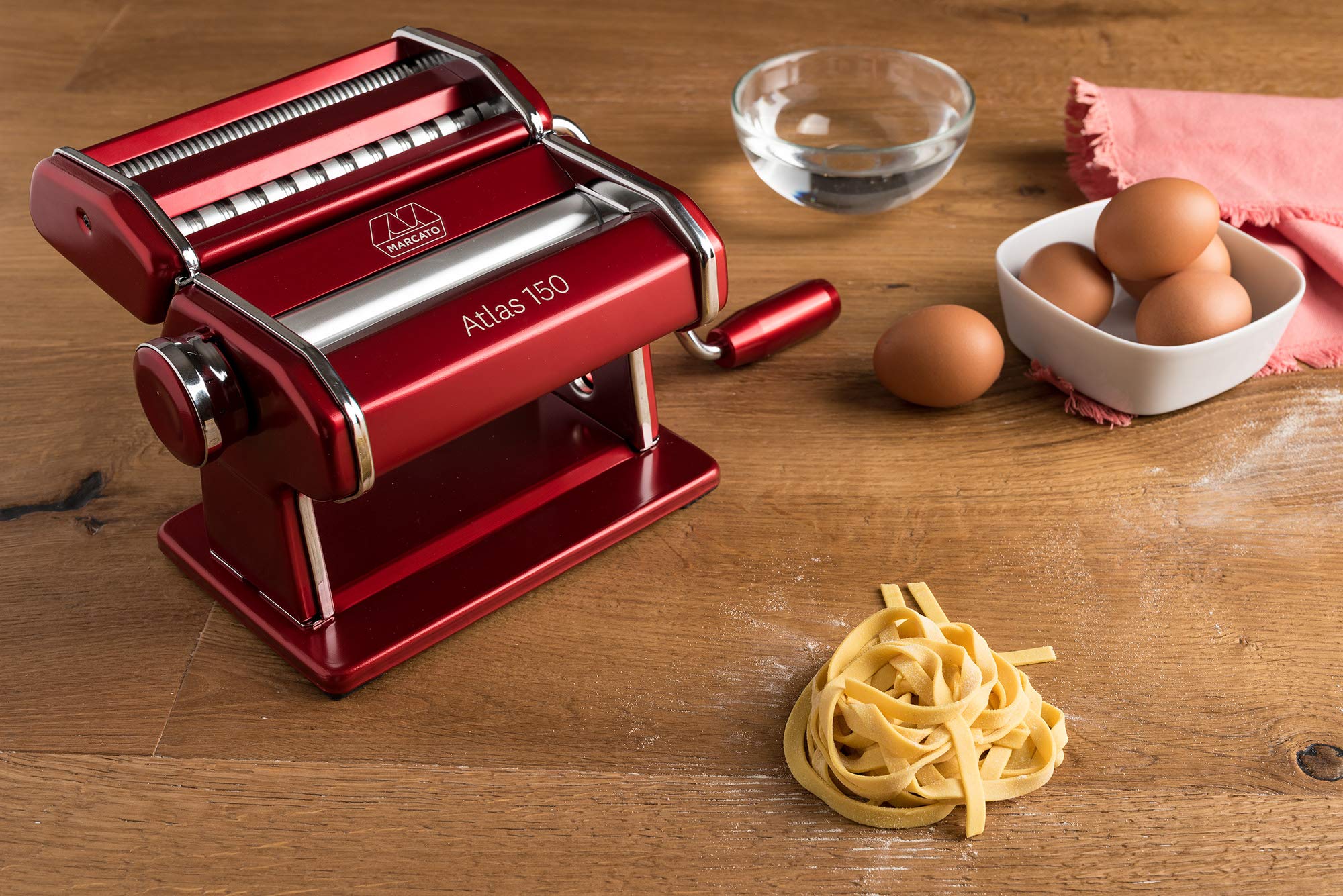 Marcato Atlas 150 Pasta Machine - Italian Made Stainless Steel Pasta Maker with Cutter & Hand Crank - Perfect for Homemade Pasta, Ravioli & Noodles - Kitchen Essentials for Italian Cuisine Lovers