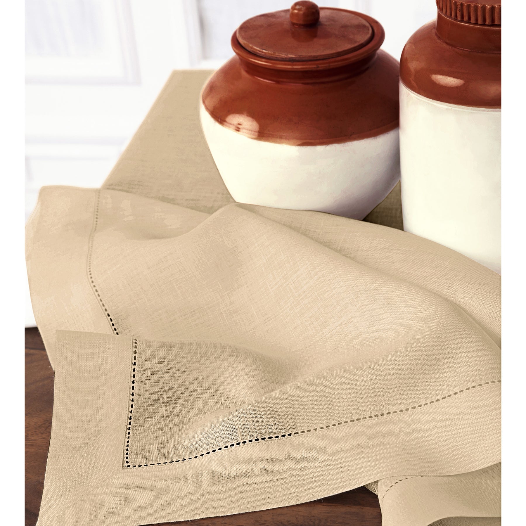 Elegant Classic Hemstitch Tablecloth - Premium Cotton Linen Dining Table Cover for Formal Dinners & Special Occasions
