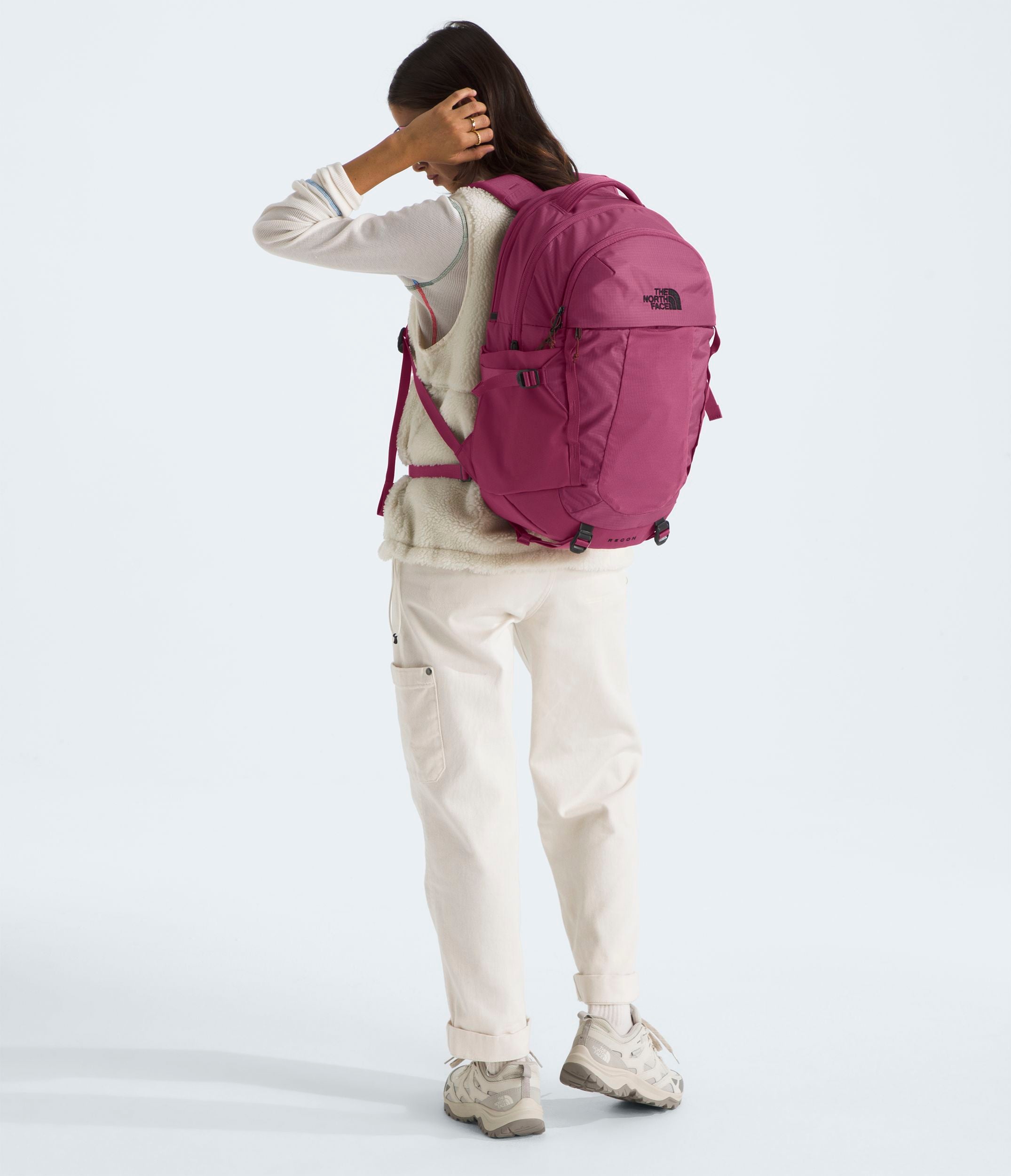 The North Face Women's Recon Backpack - Lightweight Hiking Daypack for Outdoor Adventures, Travel & Commuting - Durable Water-Resistant Laptop Backpack for Work, School & Camping