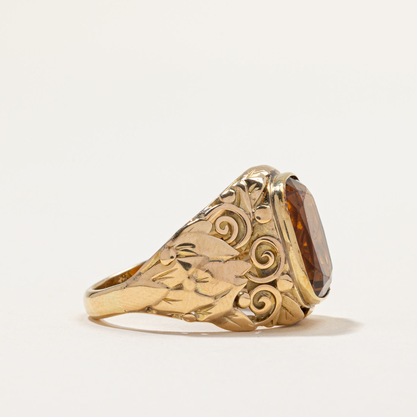 14K Gold Citrine Cocktail Ring - 6.50 Carat Oval Cut Gemstone - Size 6.75 - Elegant Statement Jewelry for Parties, Weddings & Special Occasions