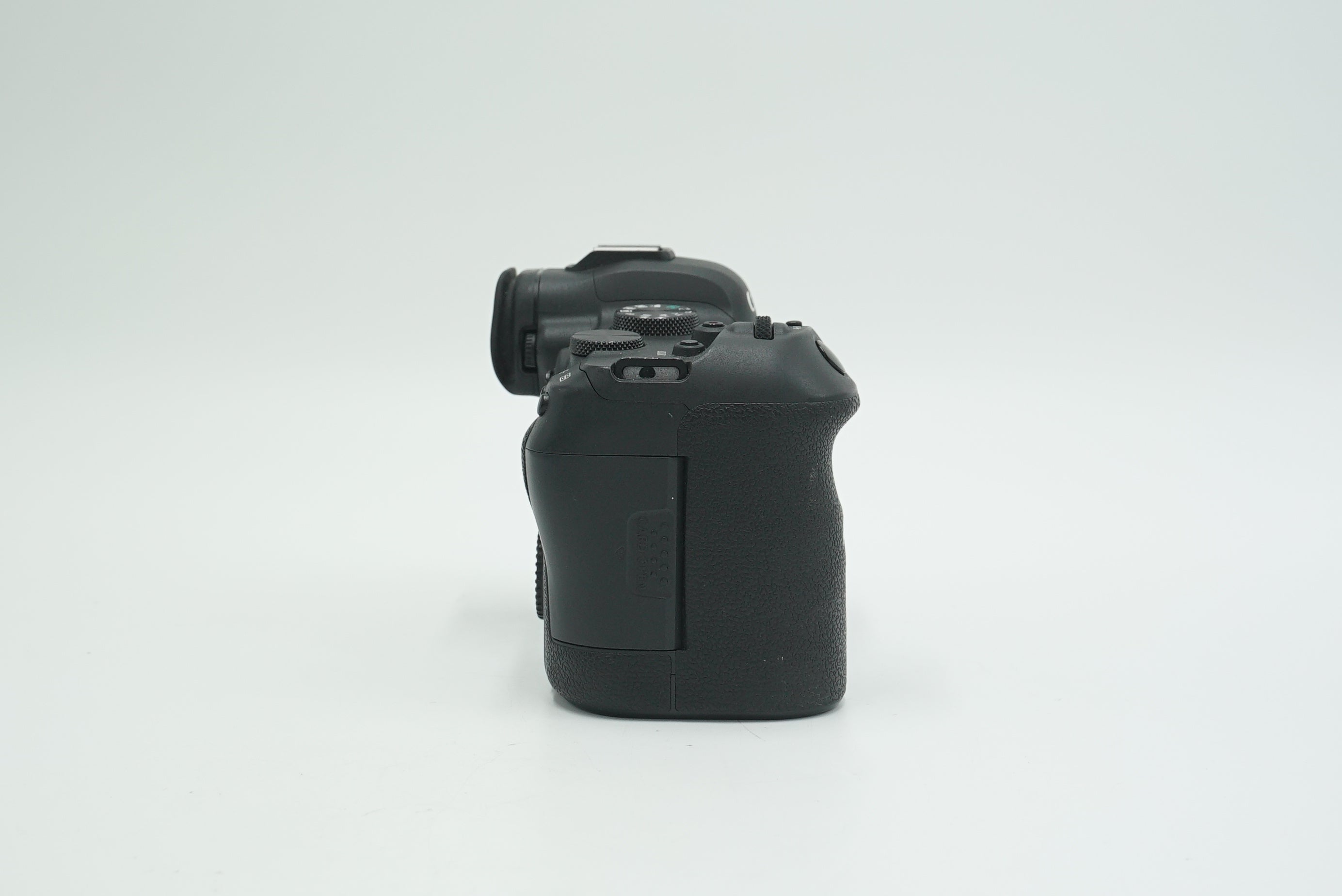 Canon EOS R6 Mirrorless Digital Camera Body Only - Professional Full Frame 45MP 4K Video, Used - Perfect for Wedding Photography, Travel Vlogging & Content Creation