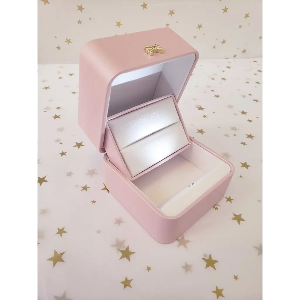 Luxury Velvet Ring Box for Engagement & Wedding - Elegant Jewelry Gift Box with Soft Cushion - Perfect for Proposals, Anniversaries & Special Occasions