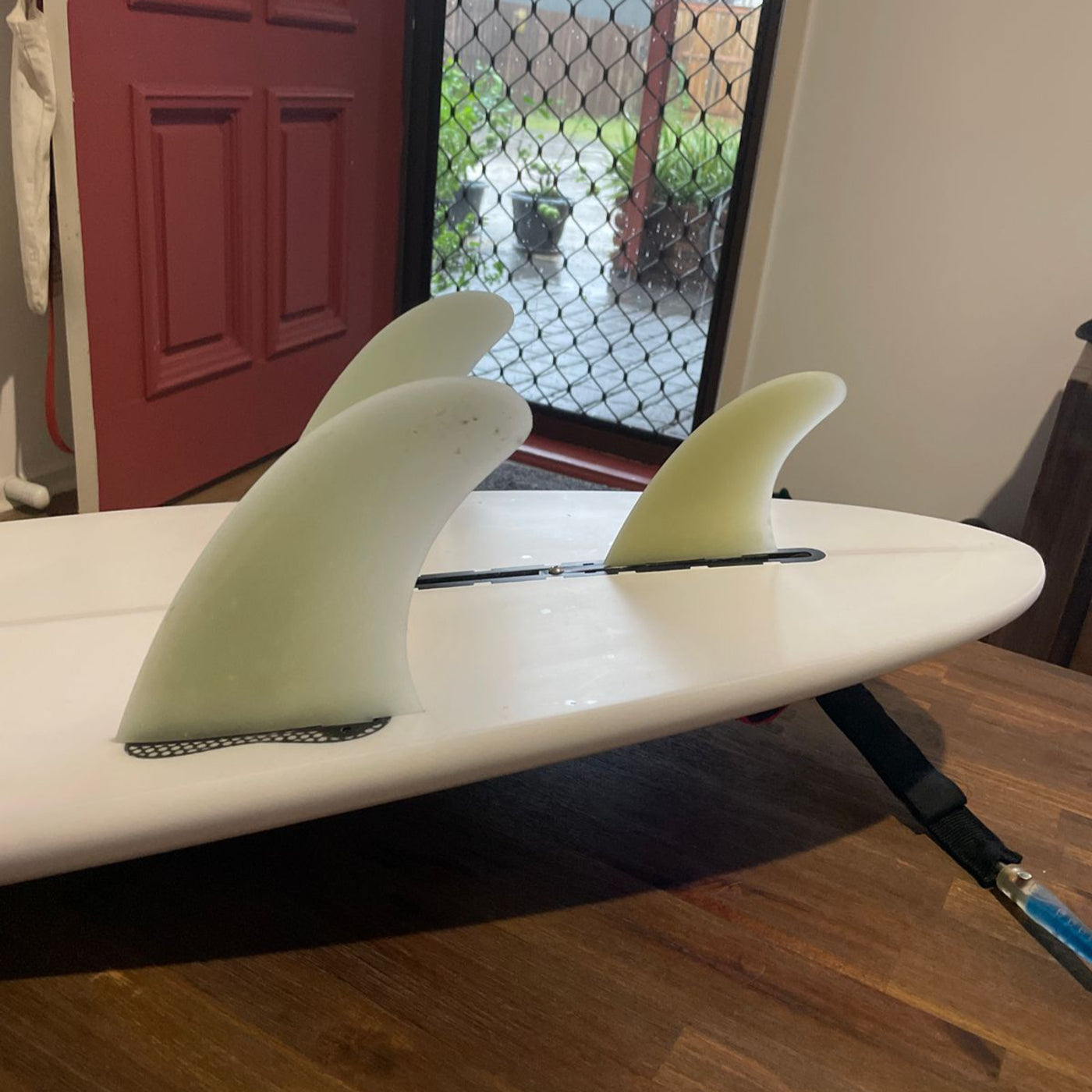 FCS Longboard Surfboard Fin Box Adapter - Compatible with FCS II & FCS 1 for Surfing, Cruising & Carving - Durable & Lightweight for Enhanced Performance