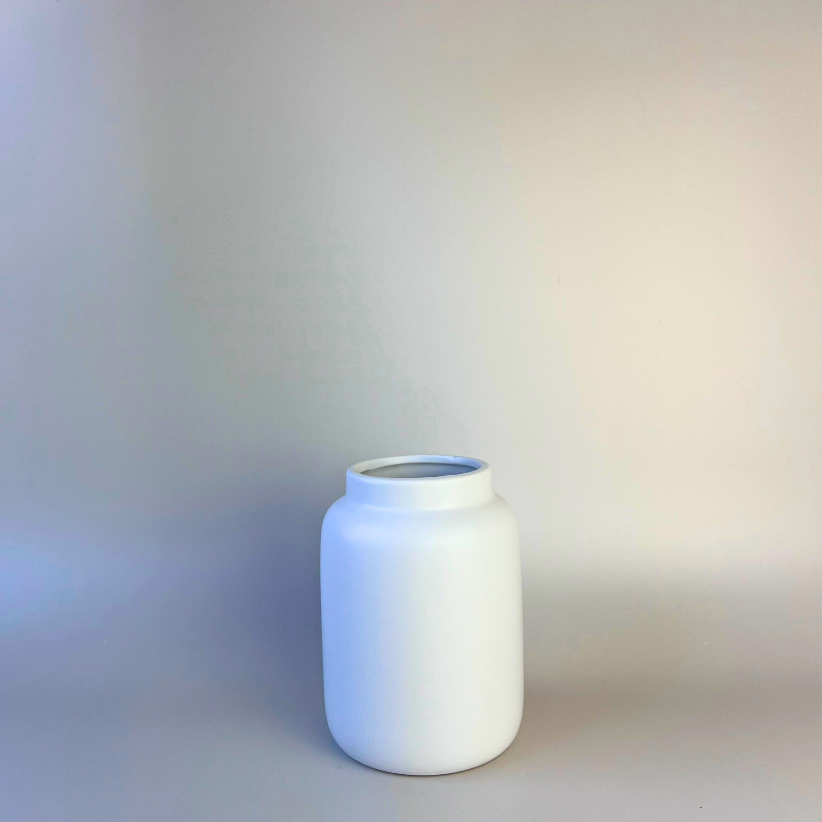 White Ceramic Rim Vase - 6 Inch Modern Home Decor for Flowers, Centerpiece, Wedding & Dining Table Decoration