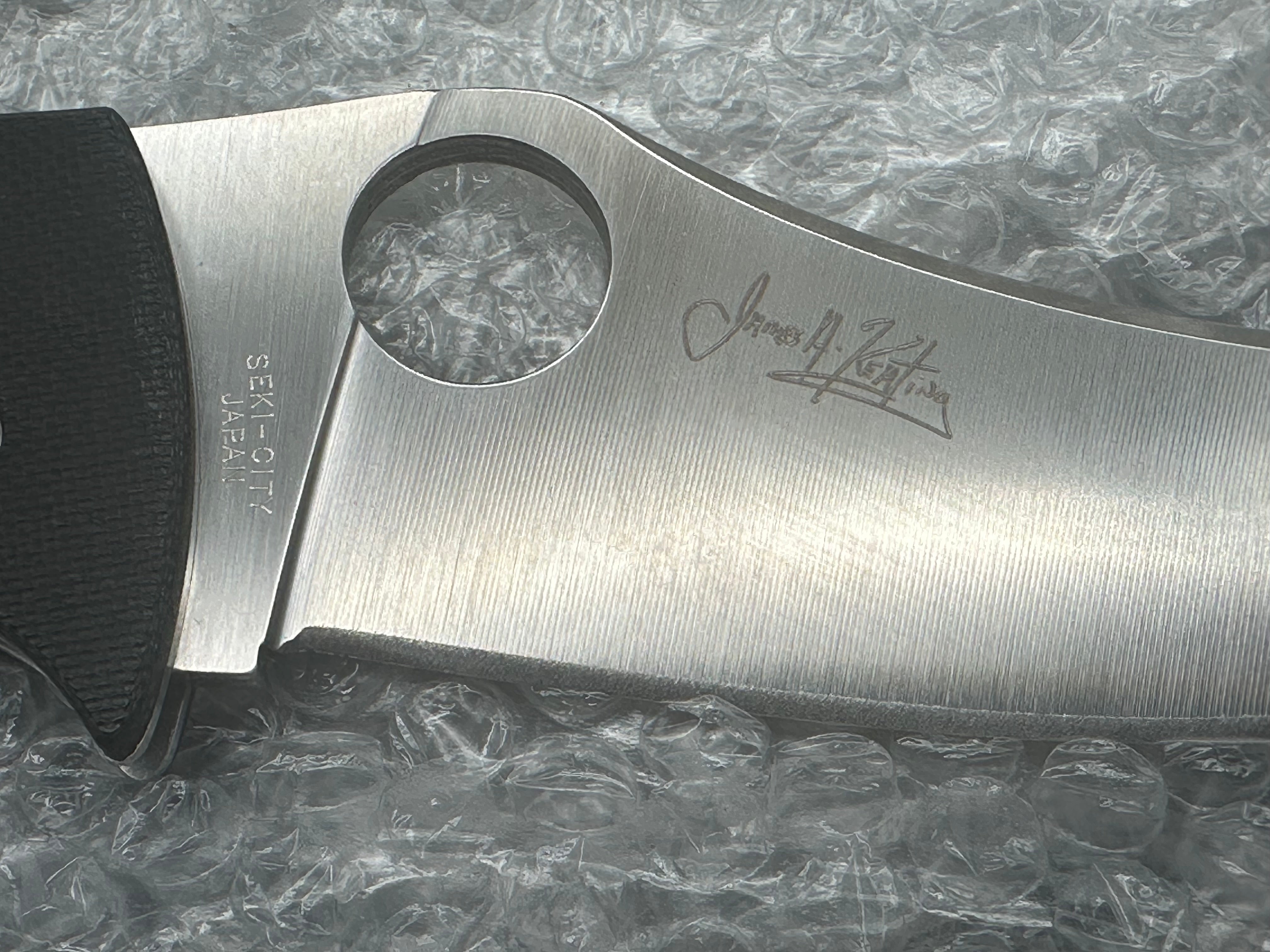 Spyderco James Keating Chinook 4 Lockback Folding Knife - Black G-10 Handle, 3.8