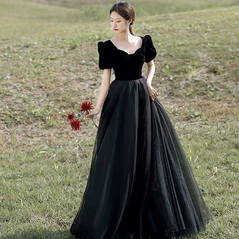 Elegant Black Velvet Tulle Long Prom Dress - A-Line Evening Formal Gown for Women | Perfect for Homecoming, Ball, Wedding Party & Special Occasions