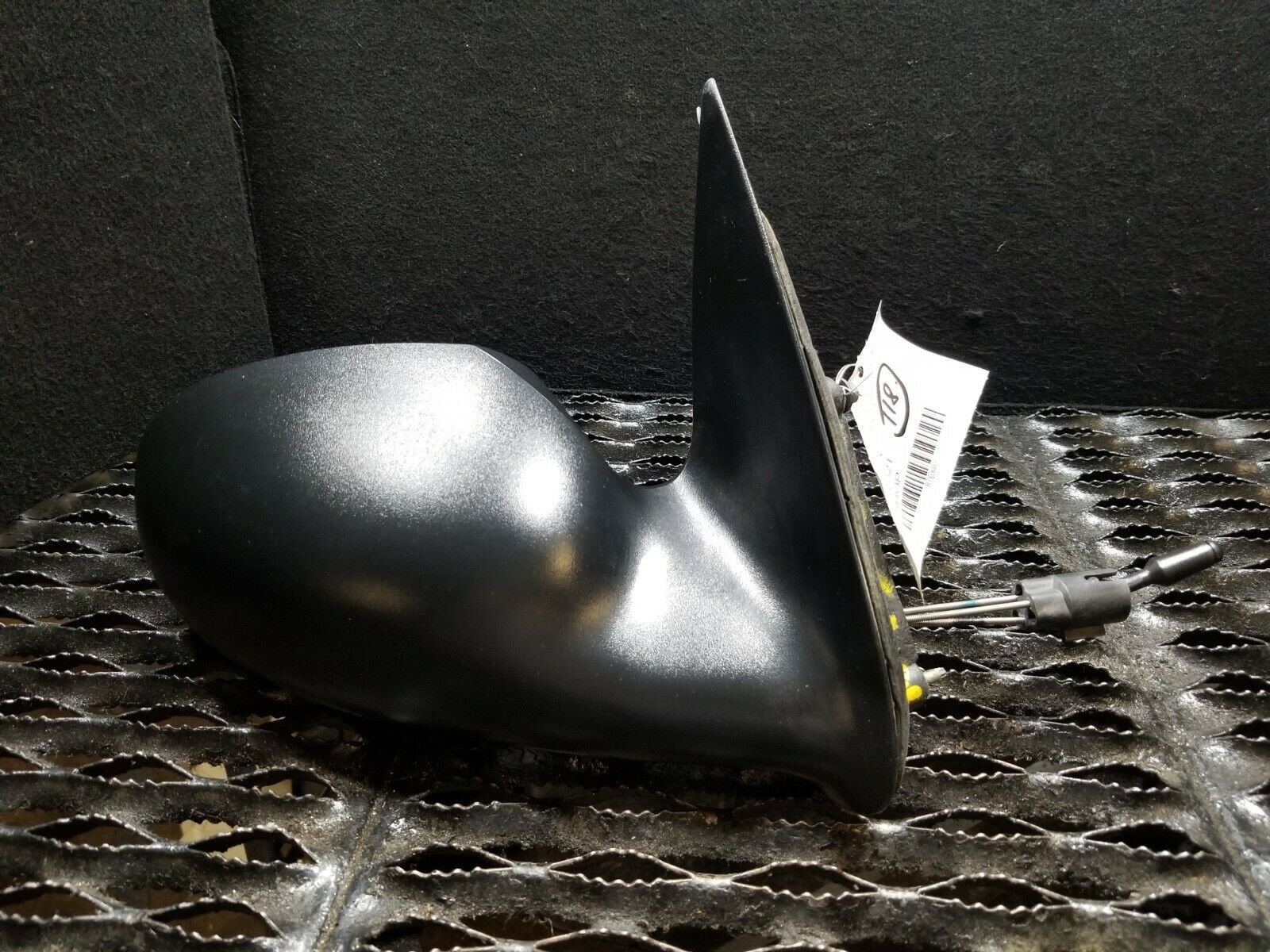 2002 Chrysler PT Cruiser Passenger Side Right Door Mirror OEM #118 - Perfect Replacement for Damaged or Broken Mirrors, Easy Installation for DIY Car Repairs