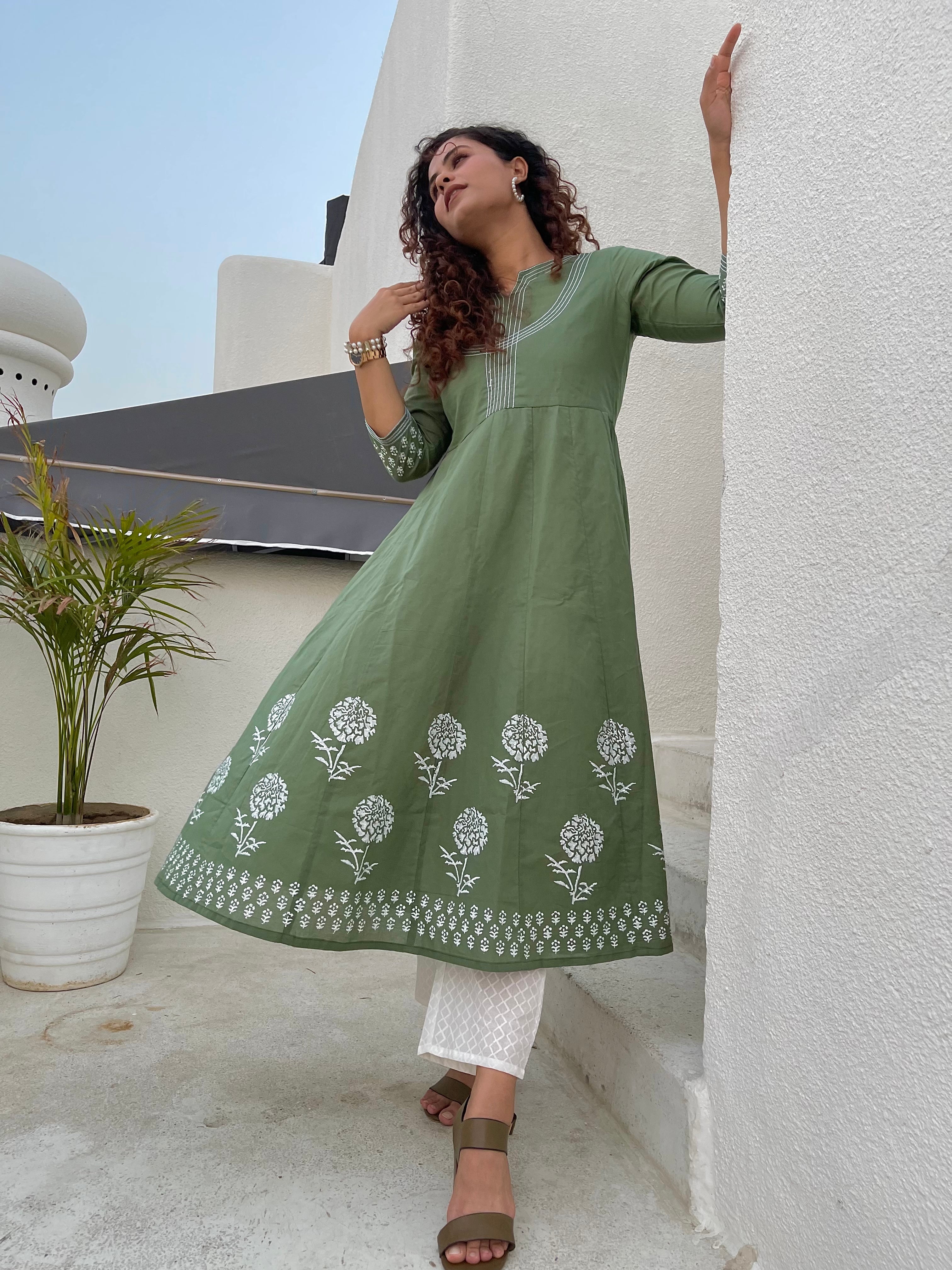 Stylish Green Anarkali Dress Kurta Set for Women | Traditional Indian Ethnic Outfit | Perfect for Festivals, Weddings & Special Occasions