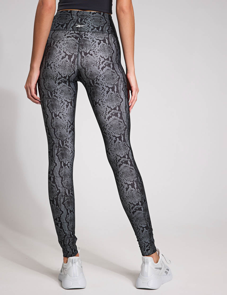 ID Train Leggings for Women - High Waist Workout Yoga Pants - Stretchy Gym Running Tights - Black - Perfect for Training, Yoga & Everyday Wear