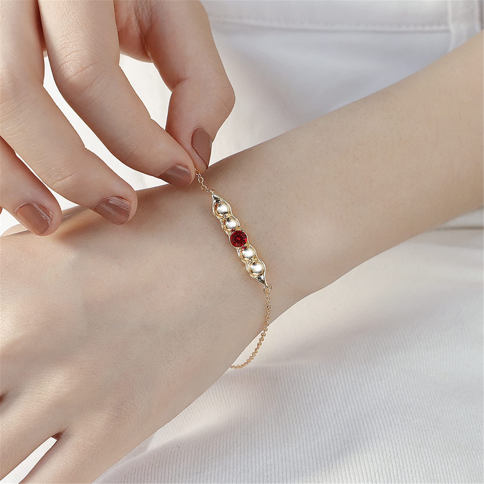 BAUMA AUTO Personalized Mothers Bracelets with 1-6 Simulated Birthstones - Custom Engraved Heart Name Bracelet for Mom, BFF & Family - Unique Jewelry Gift for Birthday, Christmas & Special Occasions - Perfect for Mother's Day, Anniversaries & Everyday Wear