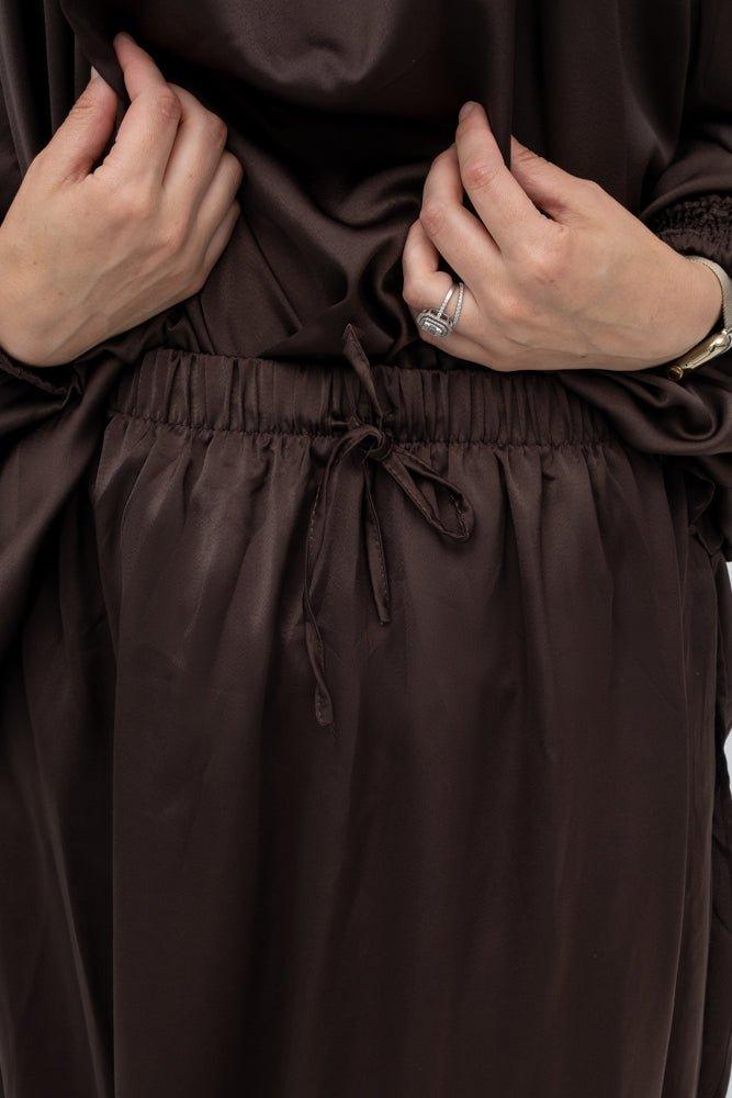 Luxury Dark Coffee Lisaa Women's Two-Piece Khimar Prayer Garment Hijab Dress - Perfect for Islamic Prayer, Mosque Visits, and Modest Fashion