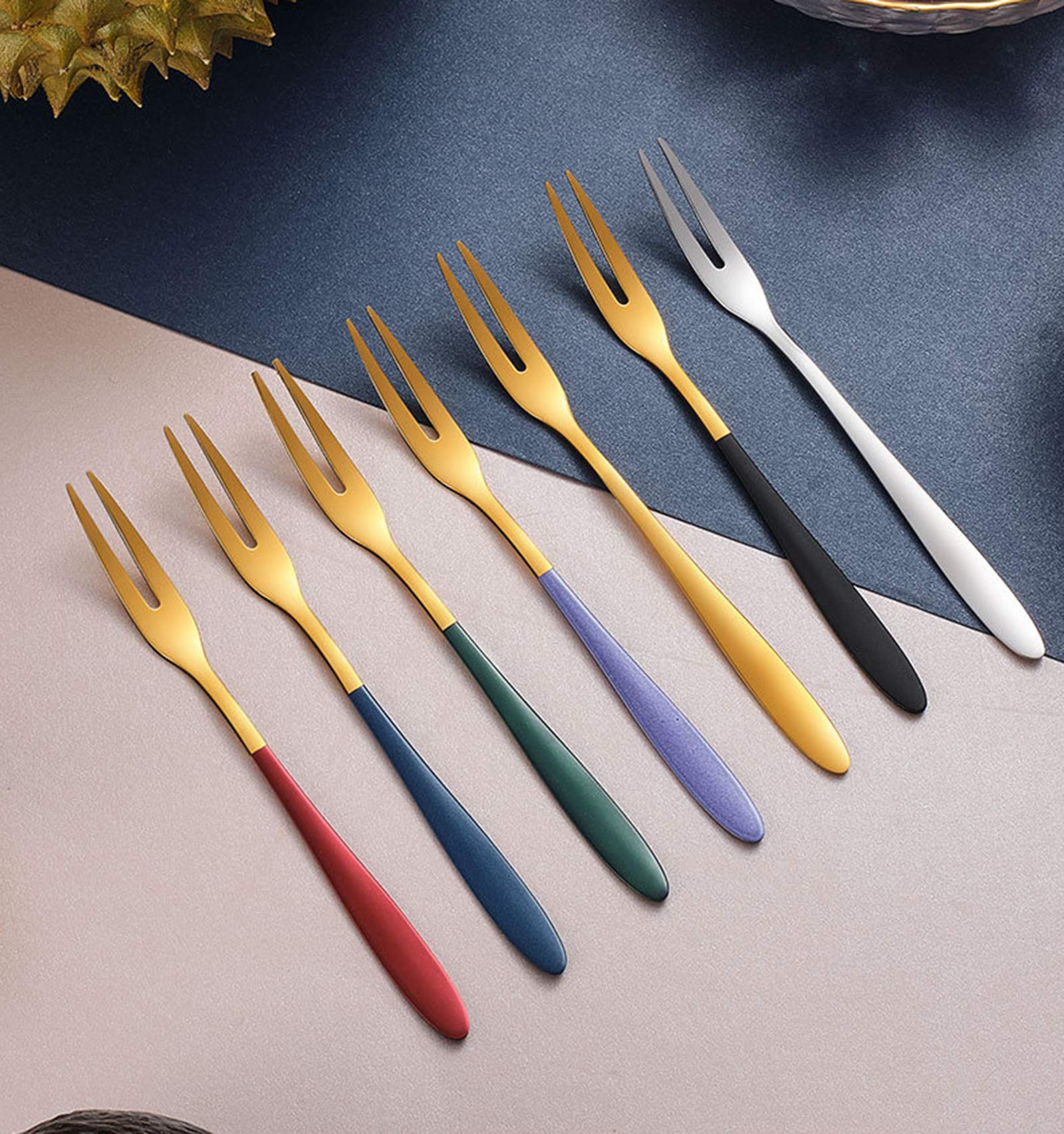 Premium Stainless Steel Dessert Forks Set - 4-Pack Mirror Polished Small Pastry Forks for Cake, Fruit Salad, Appetizers | Food-Grade Silverware for Home, Kitchen, Party | Dishwasher Safe & Reusable | Perfect for Wedding Buffets, Afternoon Tea, and Catering Events