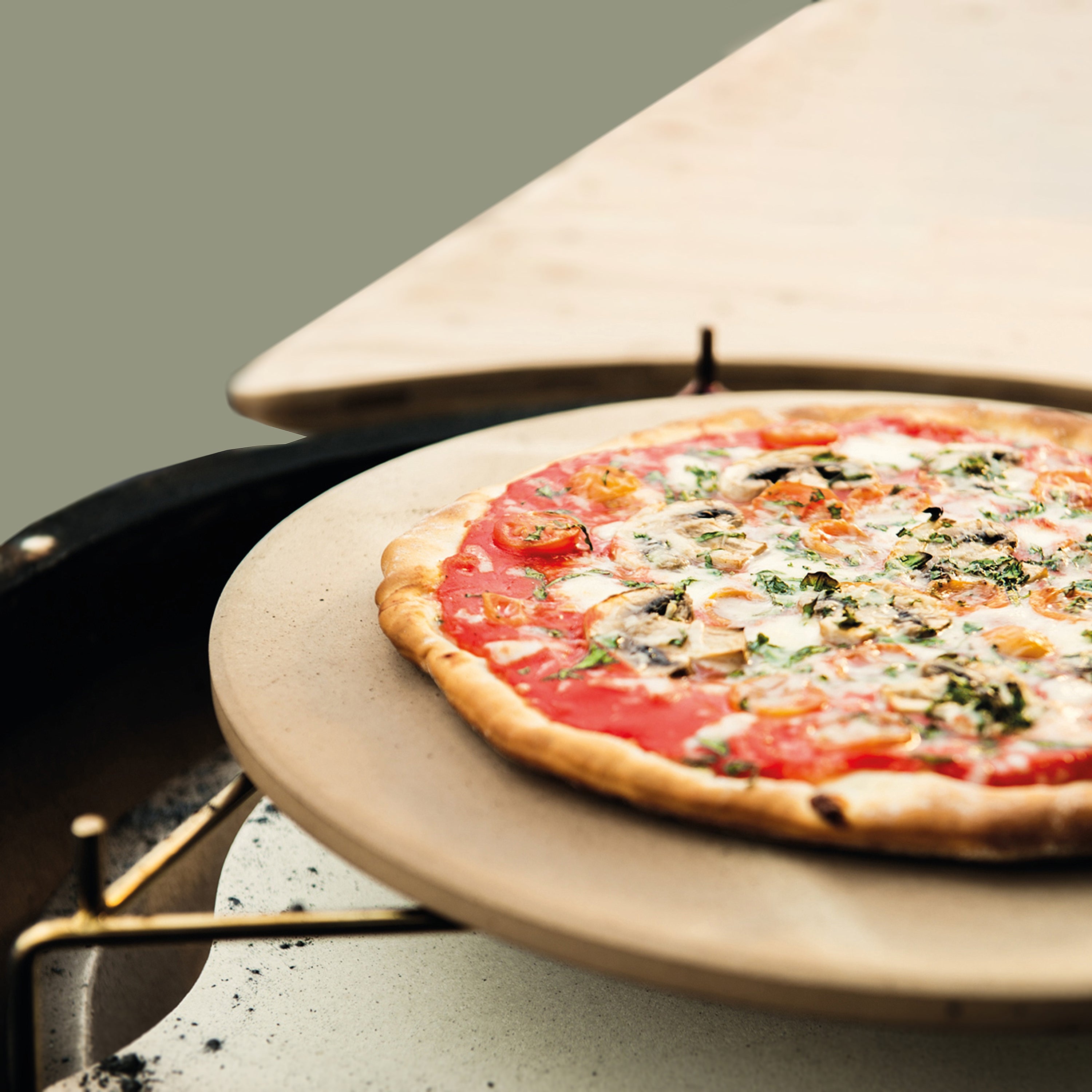 BergHOFF Leo Balance Cordierite Large Pizza Stone 14