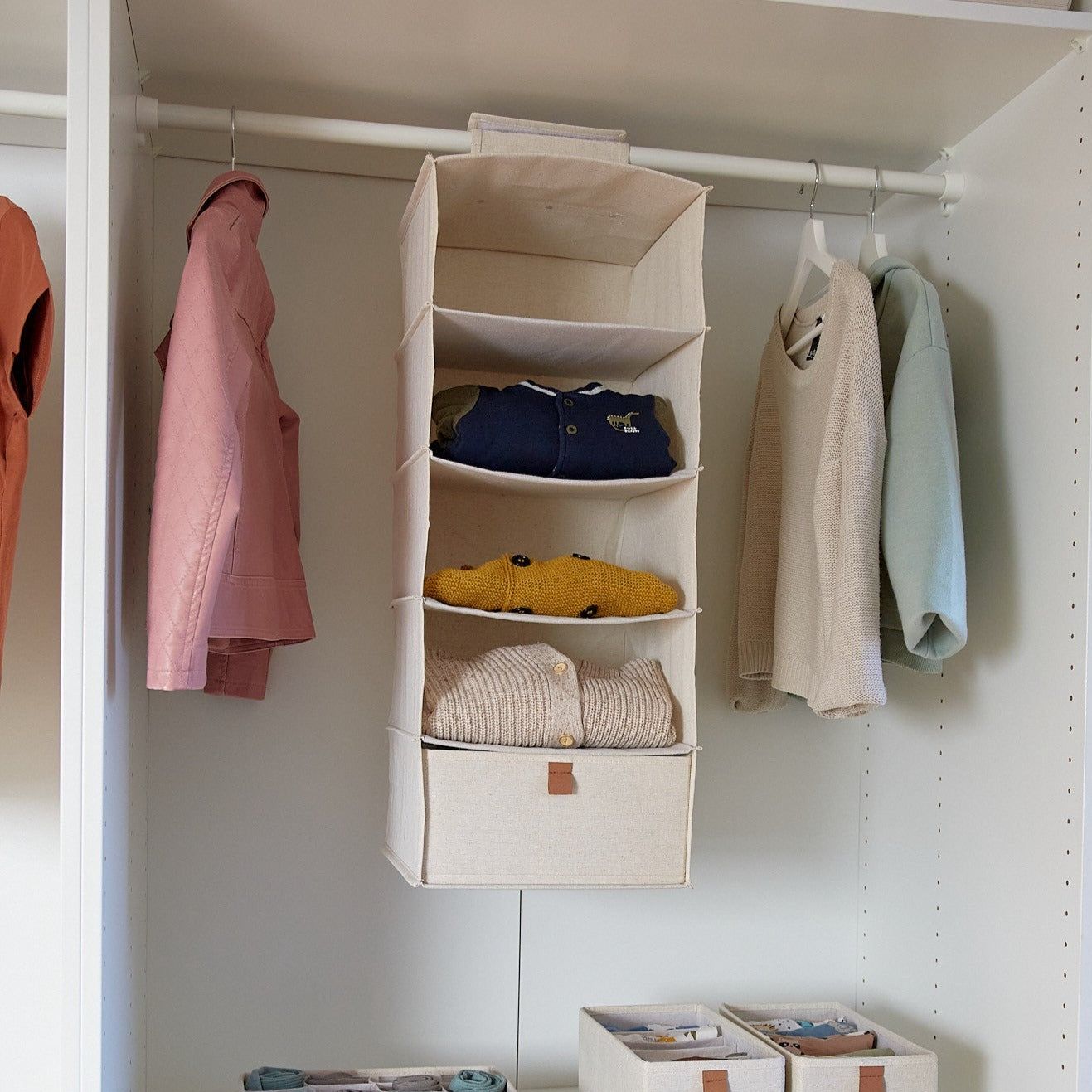 5-Pocket Hanging Organizer with Drawer - Space-Saving Closet & Wardrobe Storage for Clothes, Shoes & Accessories - Perfect for Bedroom, Dorm & Travel