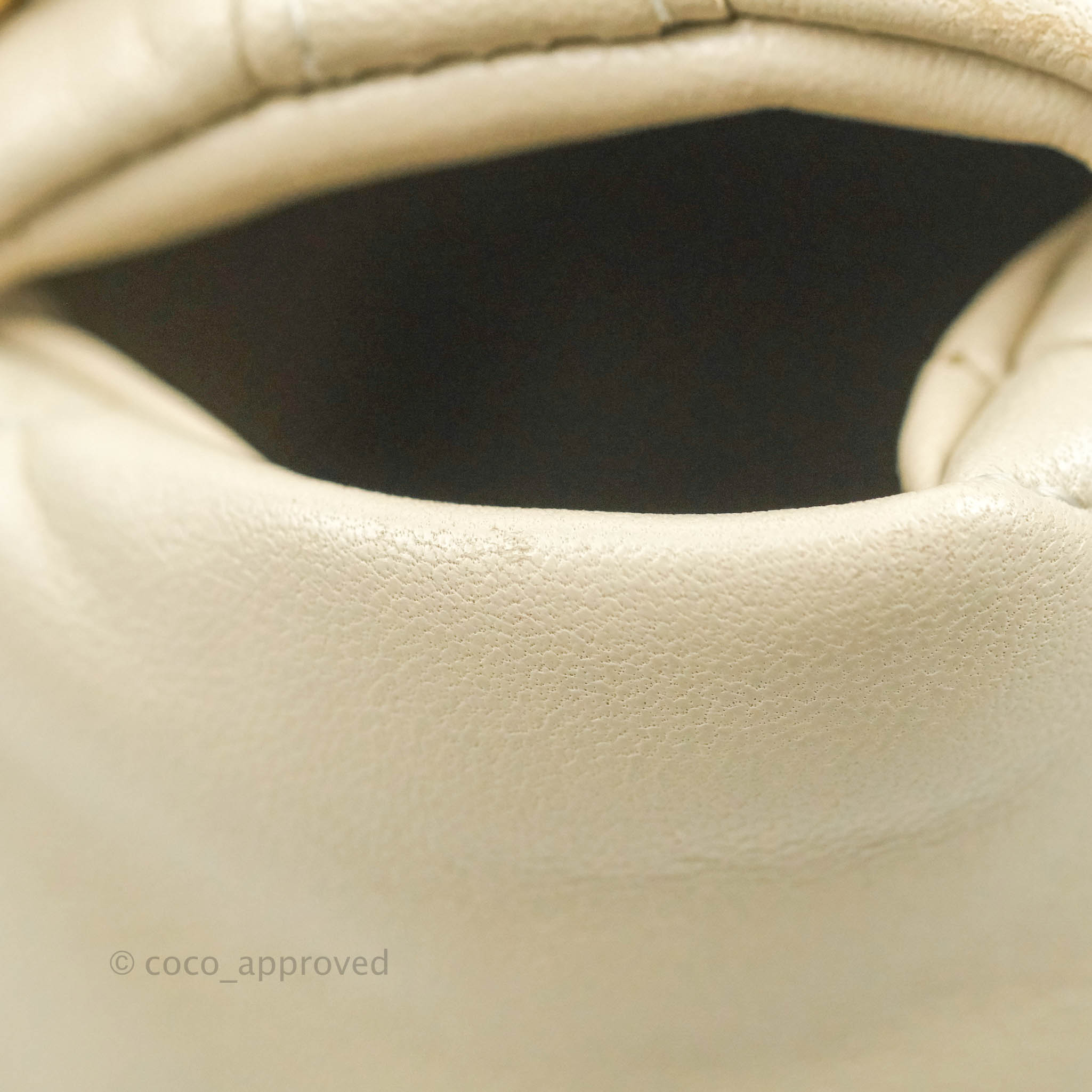 Chanel 19 Medium Flap Bag in Beige with Mixed Hardware - Luxury Designer Handbag for Women, Perfect for Work, Evening & Special Occasions