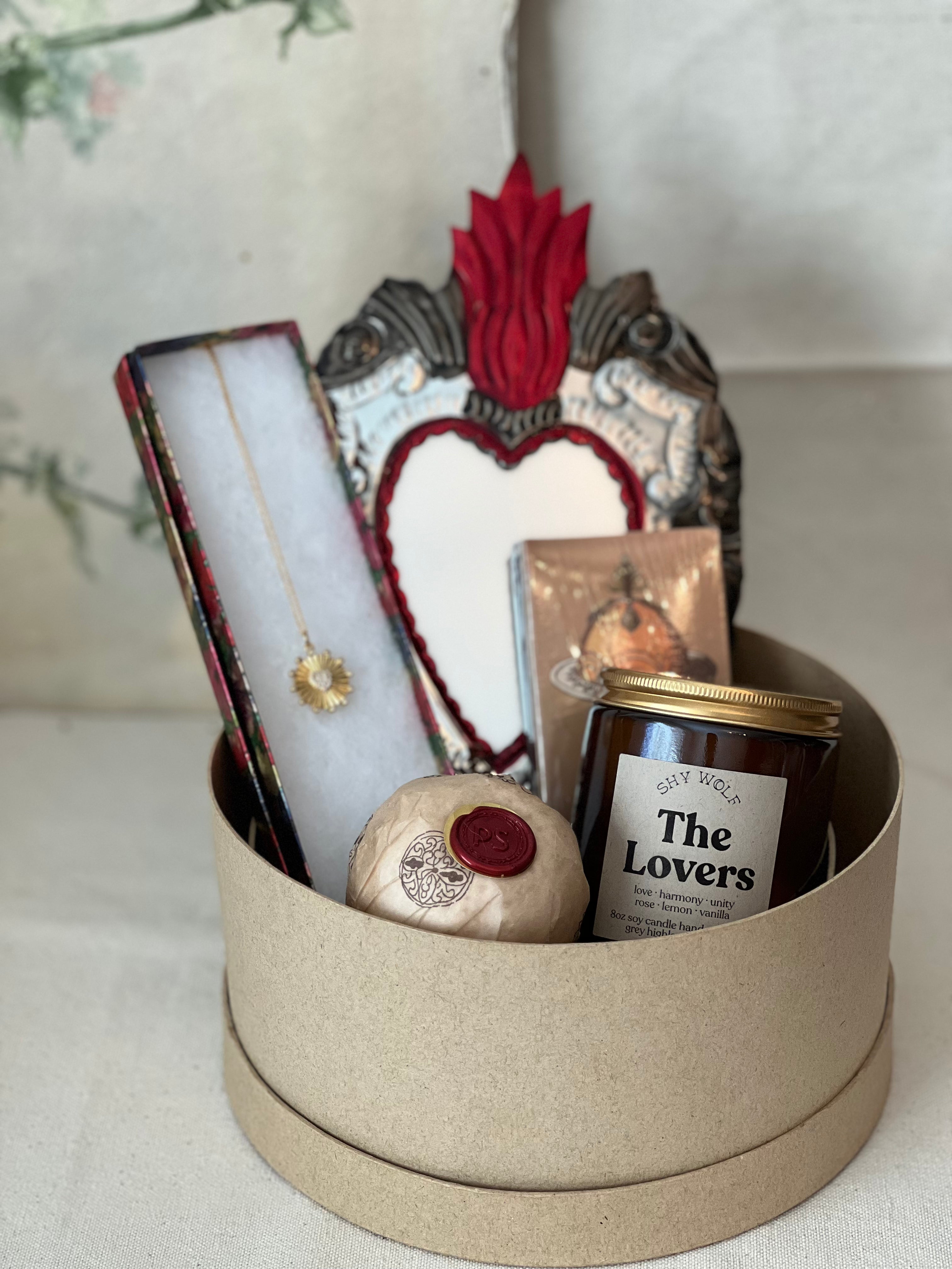 Amour Gift Bundle Set - Romantic Present for Valentine's Day, Anniversary & Couples | Perfect for Weddings, Date Nights & Special Occasions