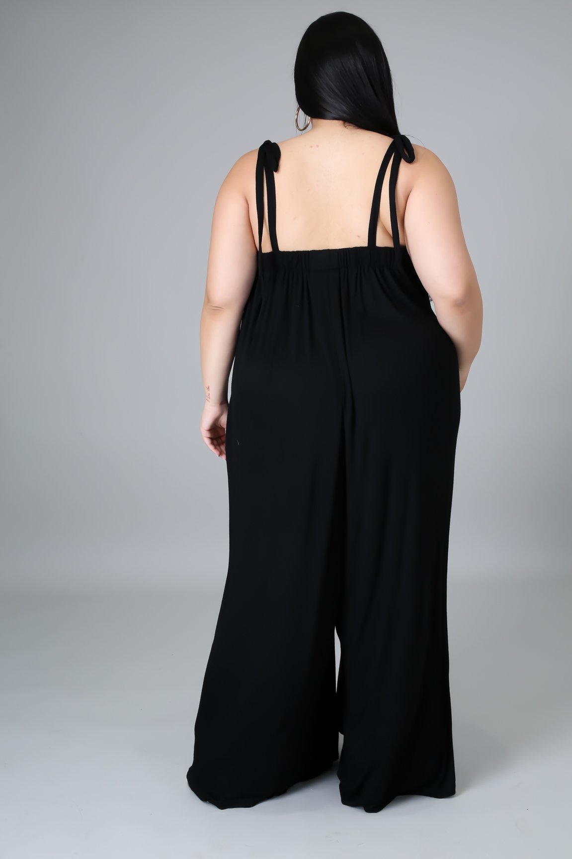 Stylish Black Summer Fling Jumpsuit for Women - Curve Fit & Comfortable - Perfect for Beach Vacations, Pool Parties & Summer Outings