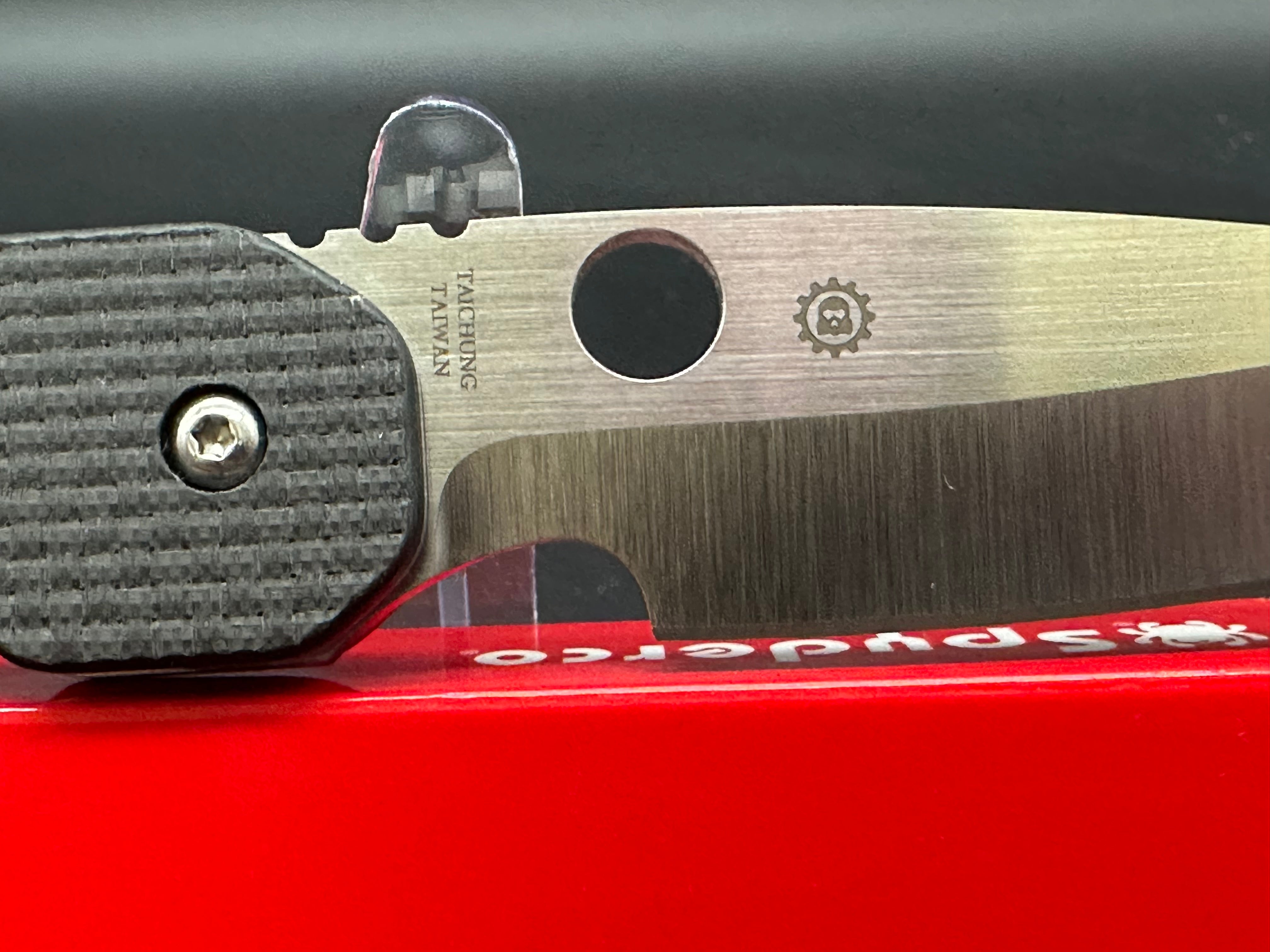 Spyderco C240CFP Smock Folding Knife - Premium Carbon Fiber Handle, CPM-S30V Steel Blade - EDC, Outdoor, Camping, Tactical Use