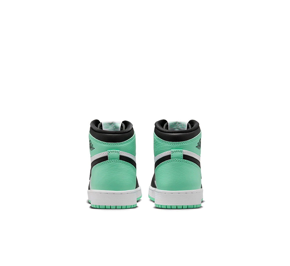 Air Jordan 1 High OG (GS) - Retro Basketball Shoes for Women & Kids - Perfect for Streetwear, Sneaker Collection & Casual Wear
