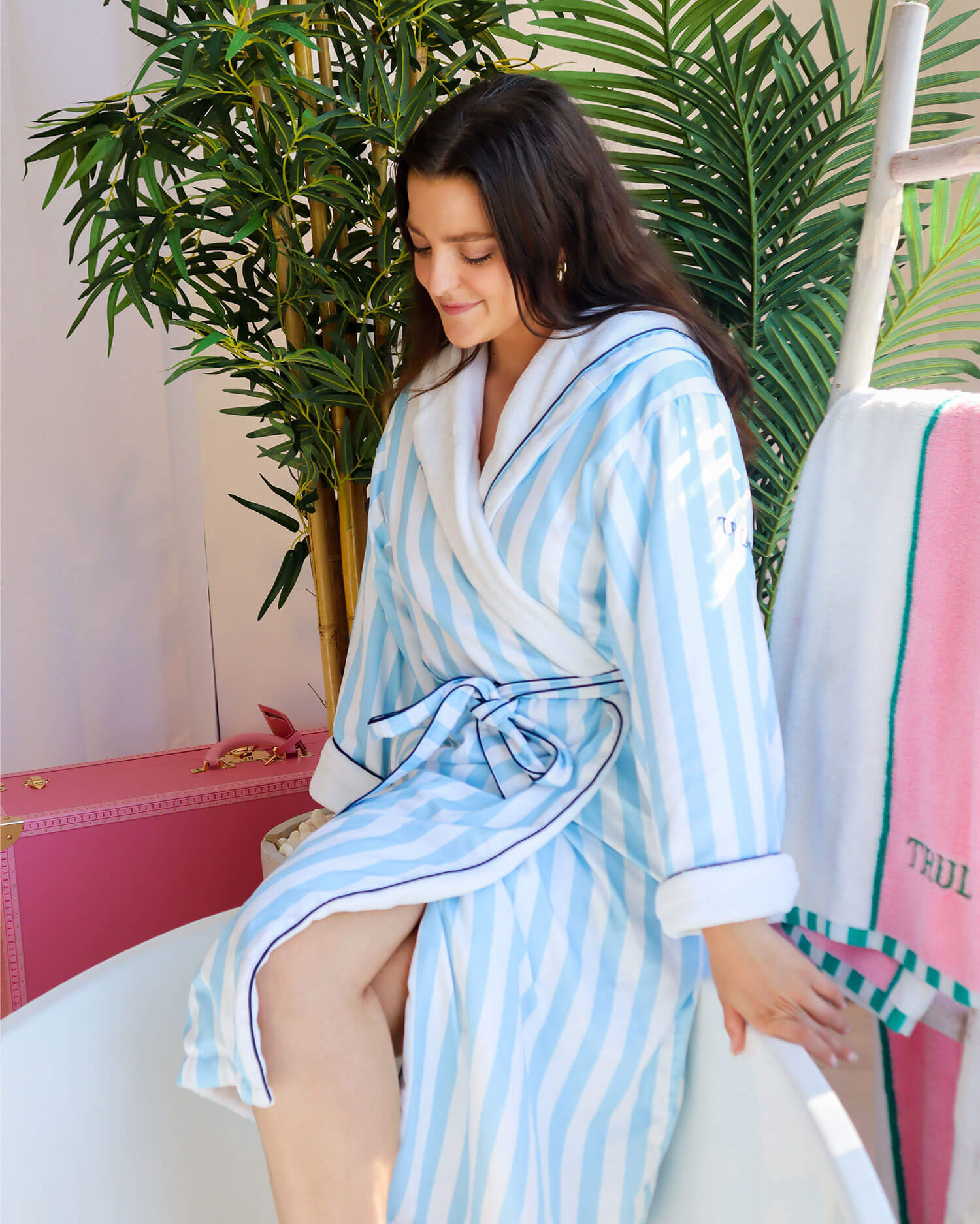 Premium Mykonos Luxury Robe - Soft Plush Bathrobe for Women & Men - Spa, Hotel, Beach Cover-Up - Perfect for Relaxation & Lounging at Home