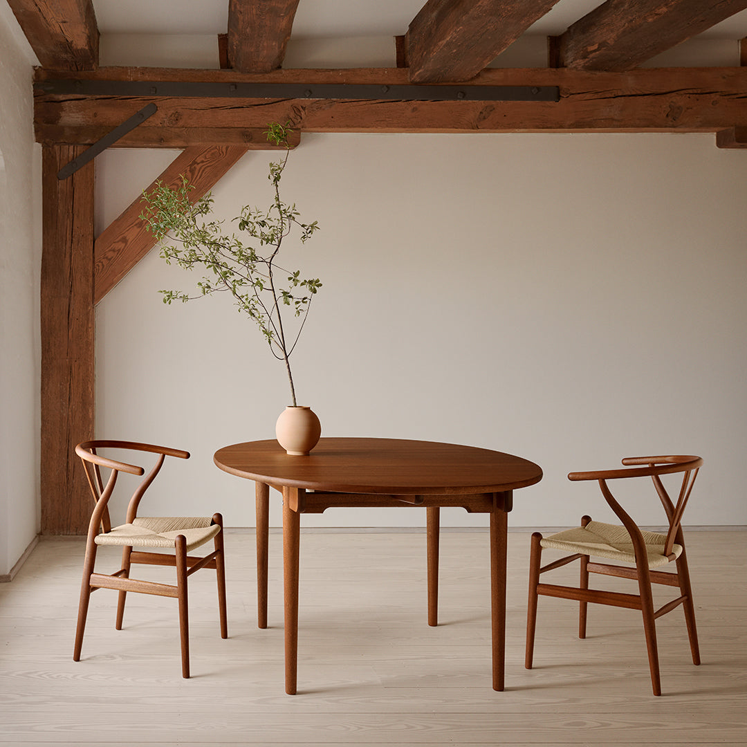 Wegner CH337 Dining Table - Mid-Century Modern Wooden Table for Dining Room & Kitchen - Perfect for Family Gatherings & Dinner Parties