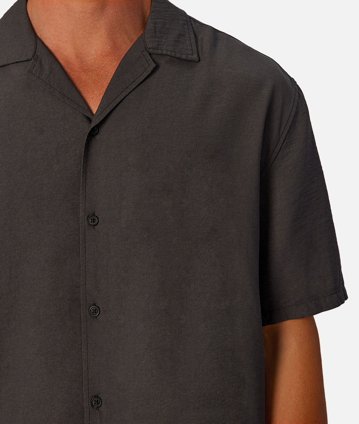 Premium Short Sleeve Onyx Shirt for Men - Comfortable & Stylish Casual Wear for Outdoor Activities, Travel & Office