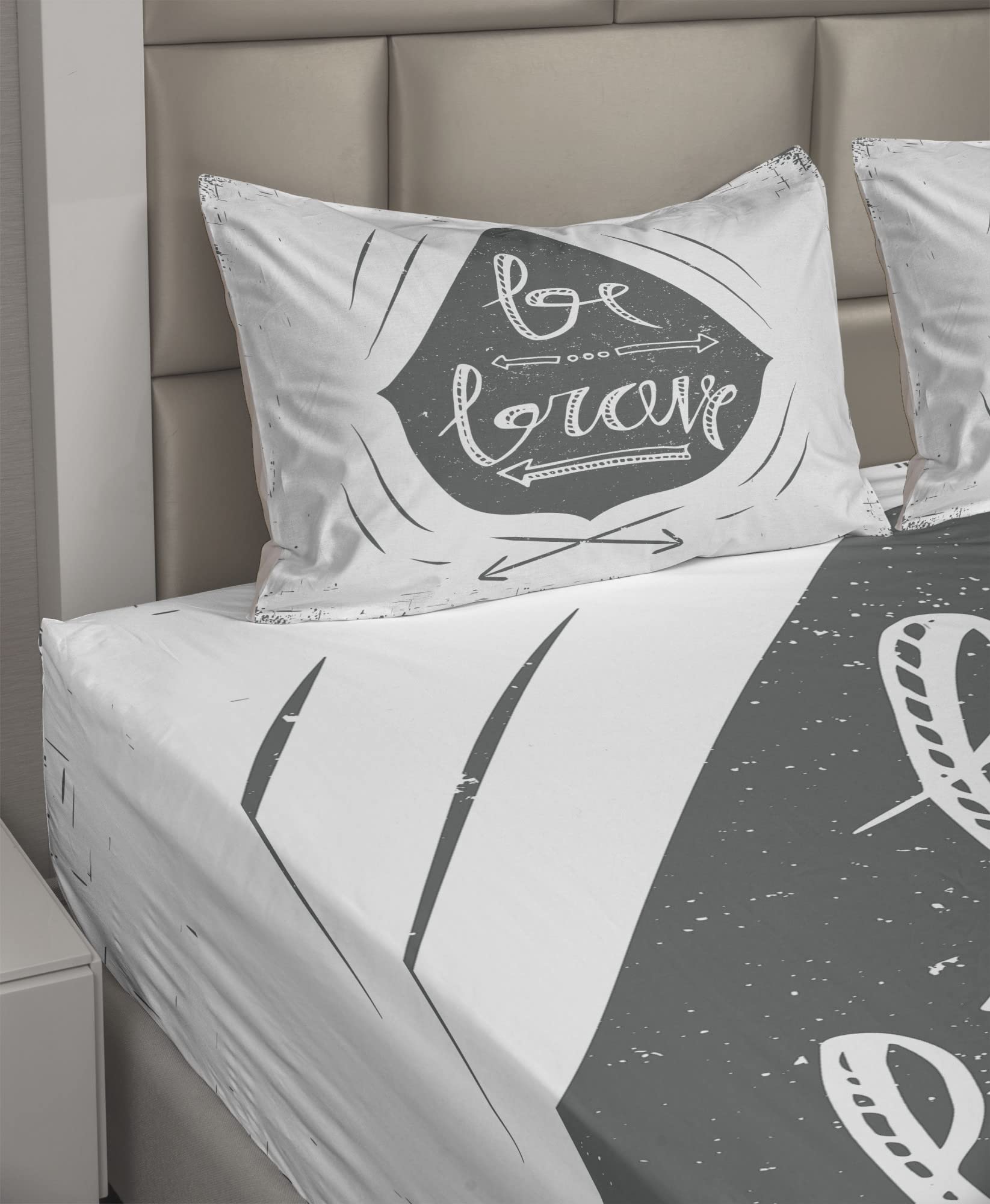 Ambesonne 4-Piece King Sheet Set - Grey & White Arrow Dot Design with 'Be Brave' Inspirational Quote, Soft Bedding for Comfortable Sleep | Perfect for Master Bedroom, Guest Room & Cozy Home Decor