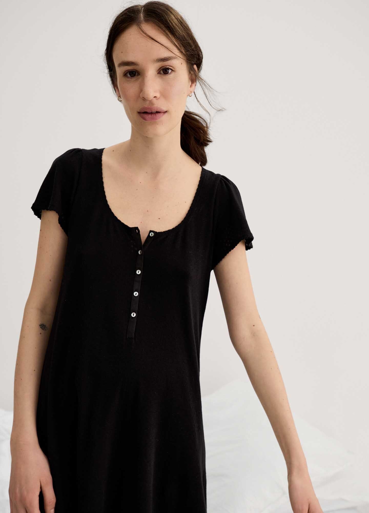 Elegant Pointelle Nightgown for Women - Soft & Breathable Sleepwear - Perfect for Relaxing at Home or Cozy Nights