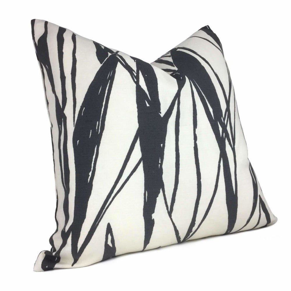 Modern Black and White Cotton Pillow Cover - Geometric Line Print - Perfect for Living Room, Bedroom, and Home Decor