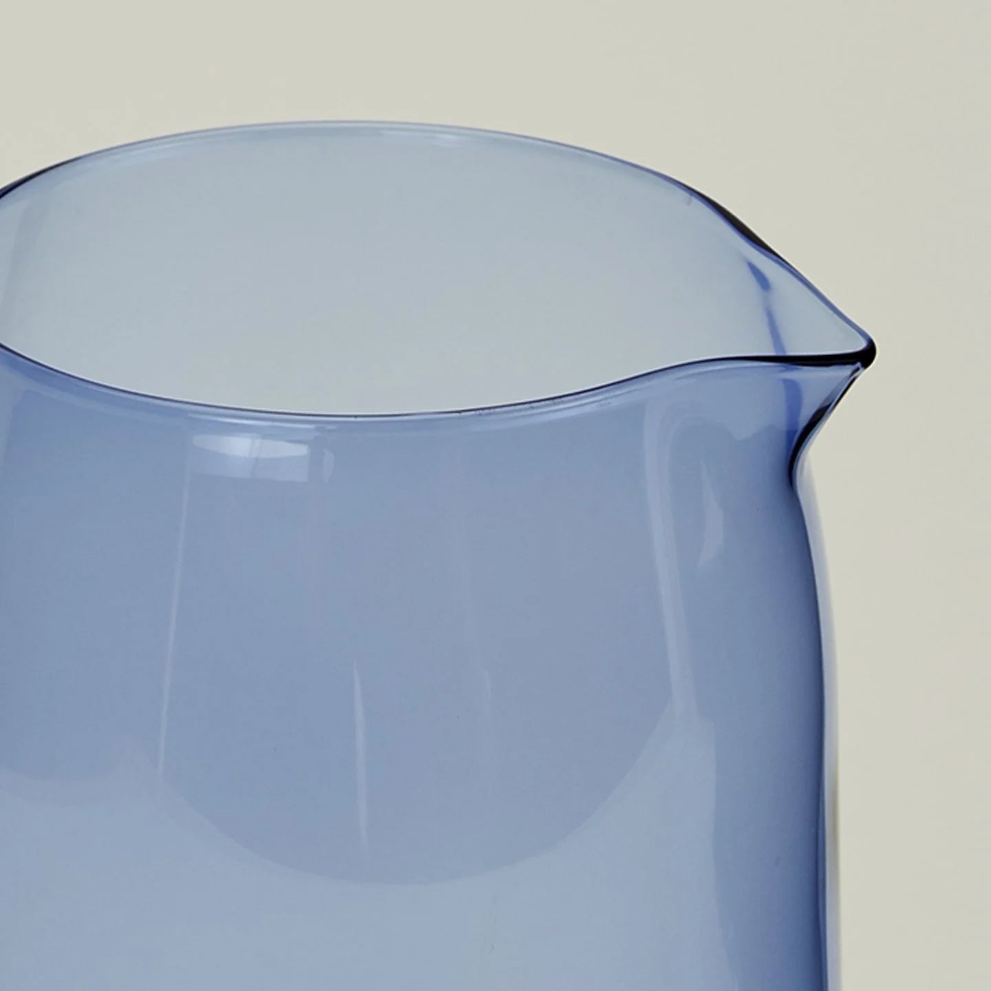 Premium Glass Pitcher with Handle - 64oz Large Capacity, Durable & Shatterproof for Iced Tea, Lemonade, Juice & Water - Perfect for Parties, Picnics & Home Use