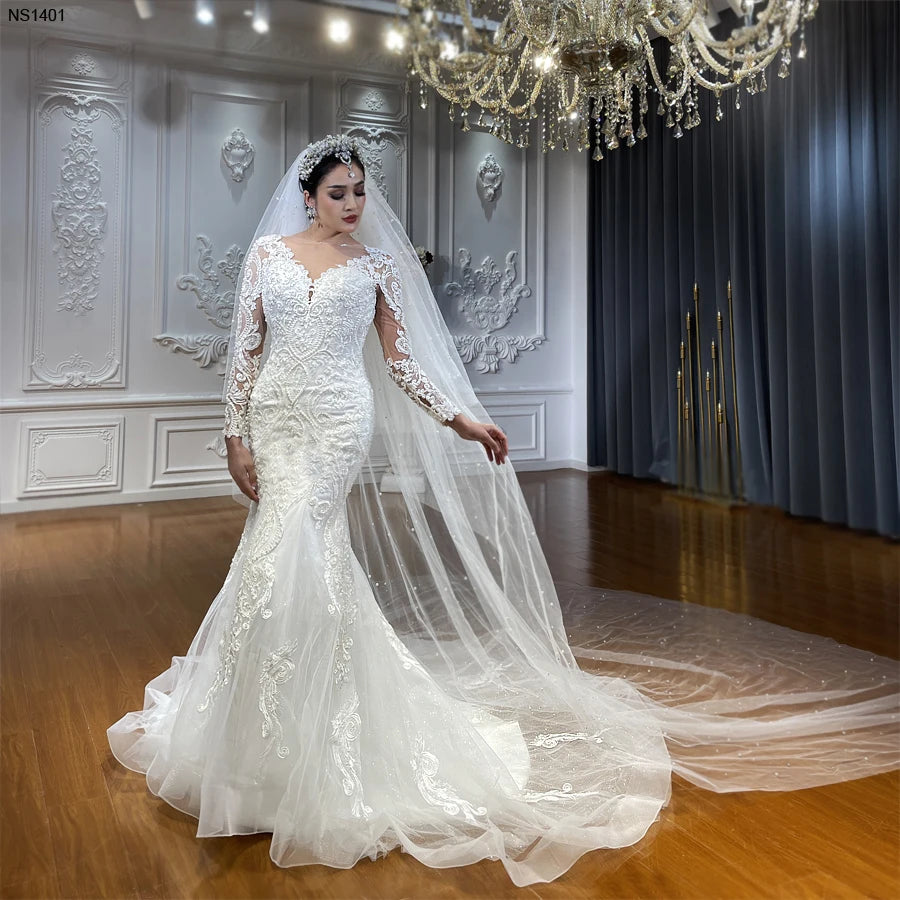 Luxury Off-White Mermaid Wedding Dress - Elegant Ball Gown Bridal Gown for Bride, Beach & Church Weddings, Formal Events & Special Occasions