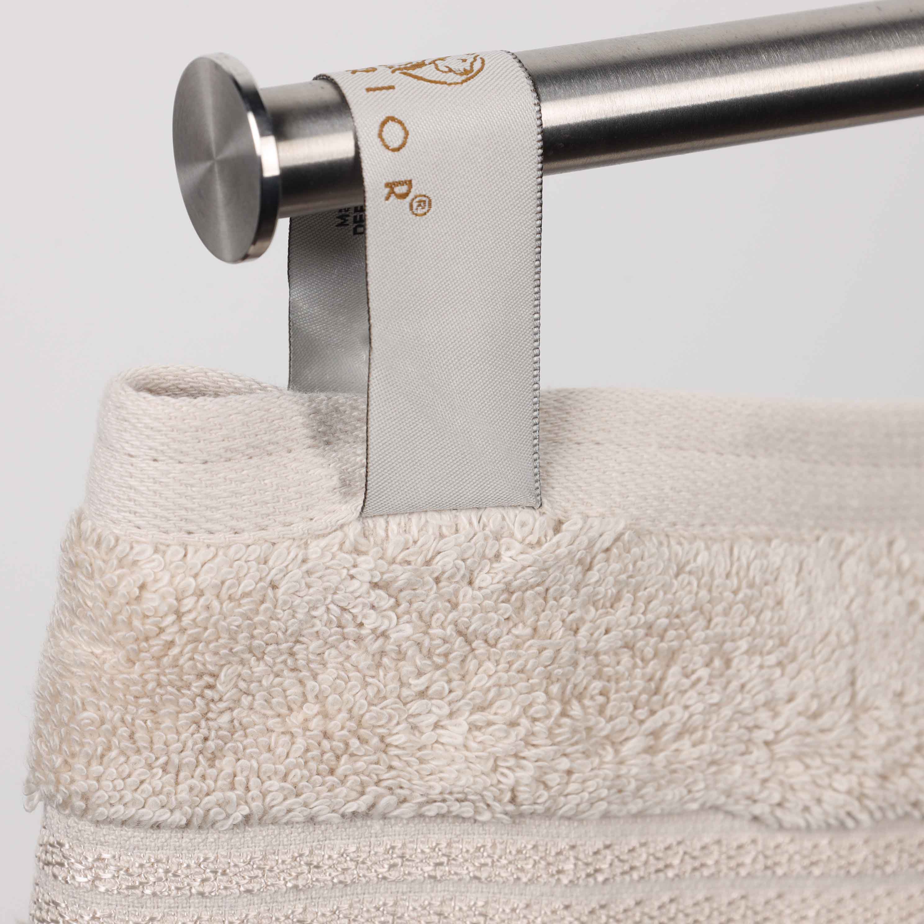 Premium Egyptian Cotton Bath Towels Set of 2 - Ultra Soft & Highly Absorbent - Luxury Bath & Spa, Beach, Gym Essentials for Home & Travel