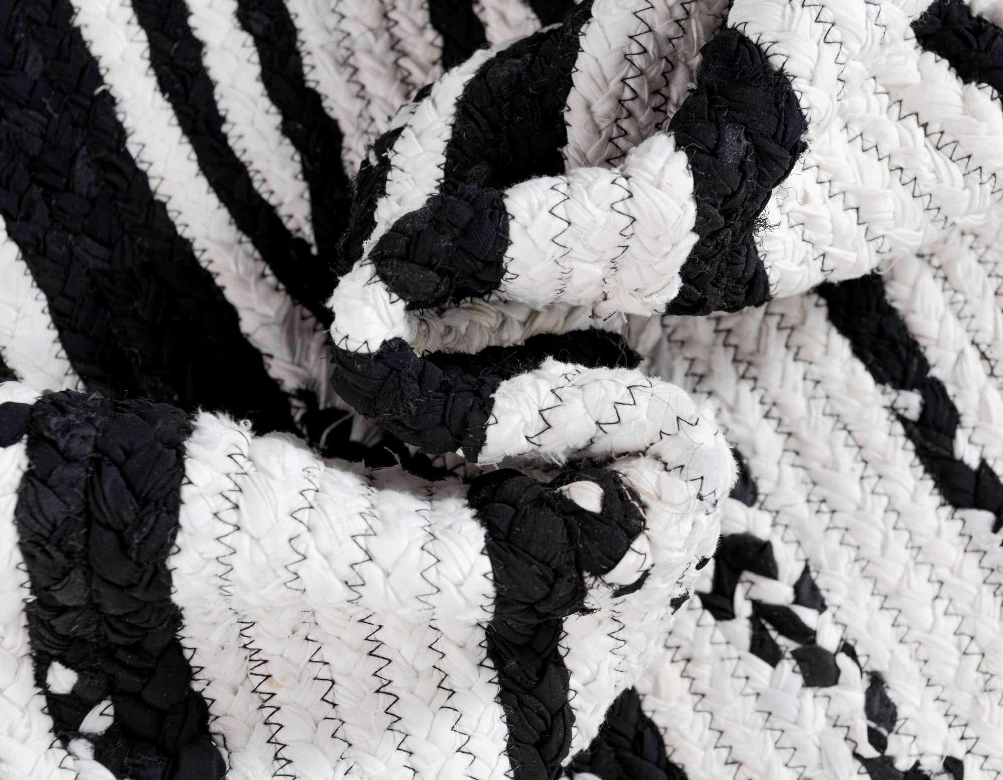Unique Loom Braided Chindi Collection Casual Modern Black Oval Rug 8' x 10' - Handwoven Boho Chic Area Rug for Living Room, Bedroom, or Office Decor
