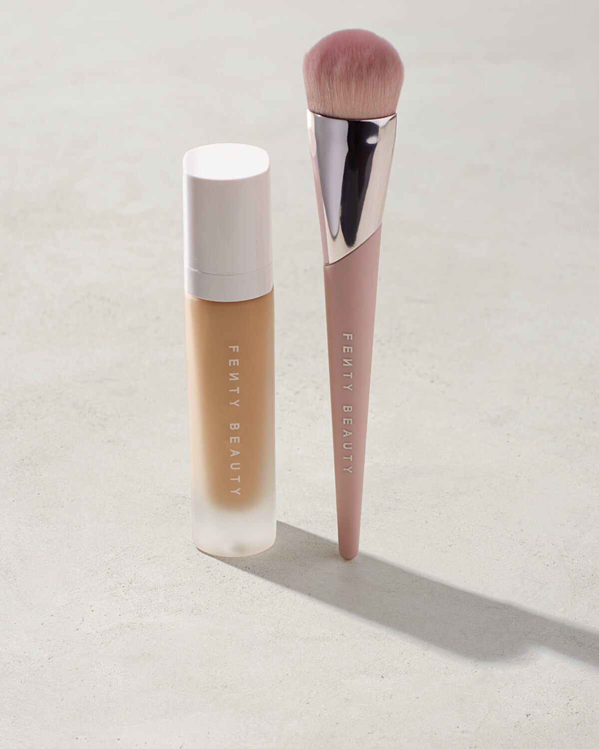 Premium Full Coverage Foundation Brush 110 - Soft Synthetic Bristles for Flawless Makeup Application - Perfect for Liquid, Cream & Powder Foundation - Ideal for Professional Makeup Artists & Beauty Enthusiasts