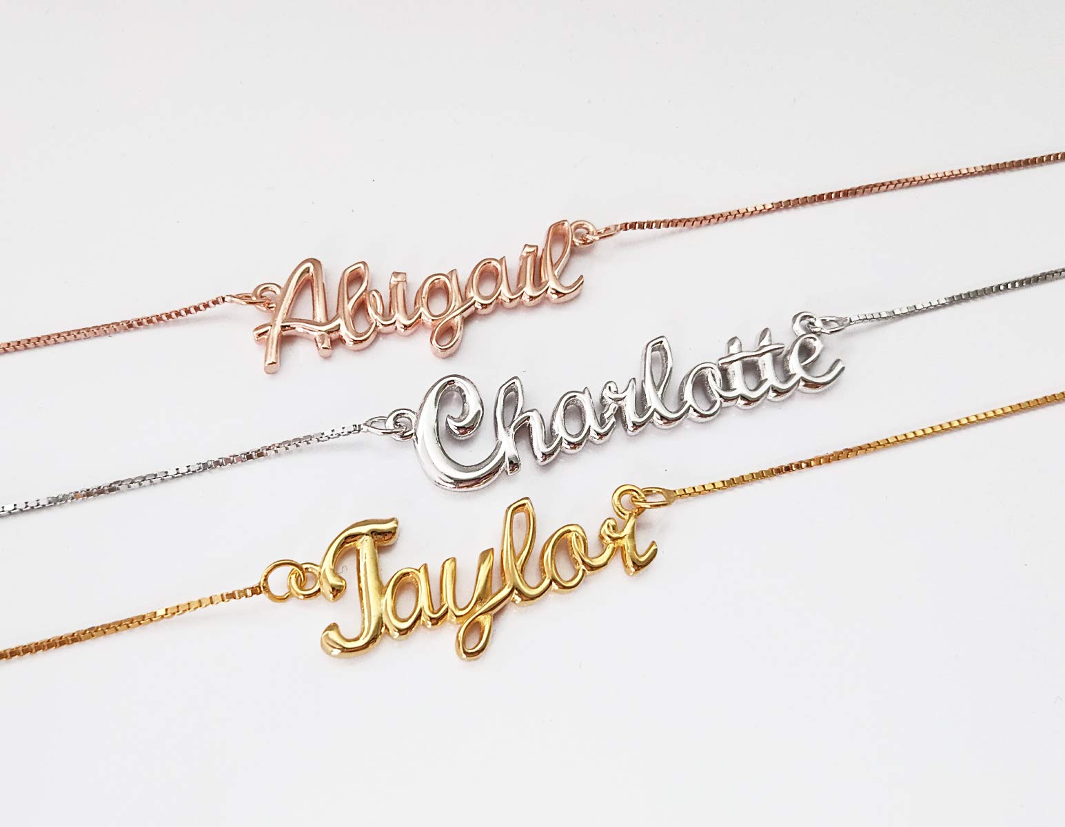 Custom Name Necklace Personalized Jewelry for Women - Unique Gift for Mom, Wife, Girlfriend - Perfect for Birthdays, Anniversaries & Special Occasions