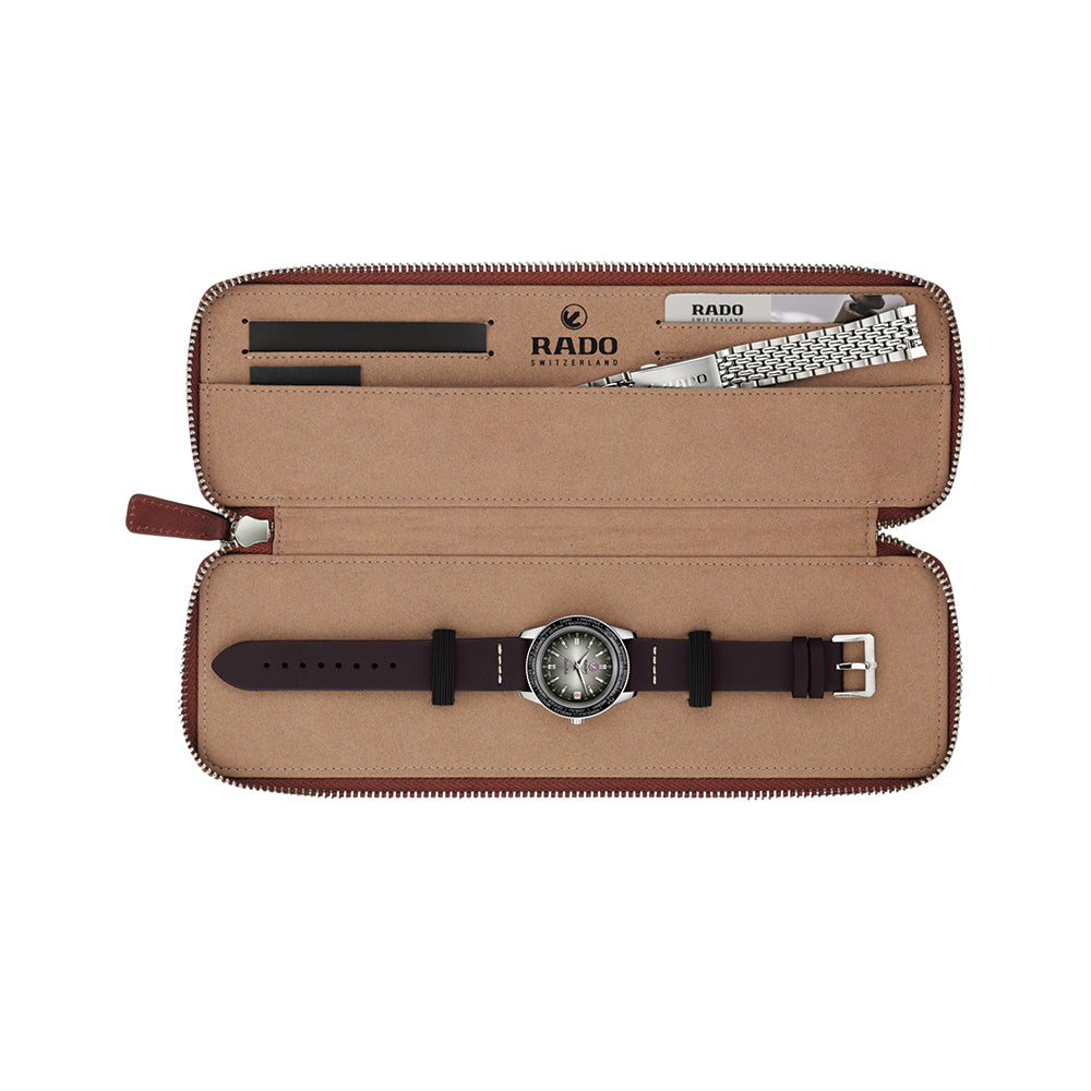 Captain Cook Over Pole Limited Edition 37mm Silver Mechanical Watch with Leather Strap & Bracelet - Perfect for Luxury Collectors & Adventurous Travelers