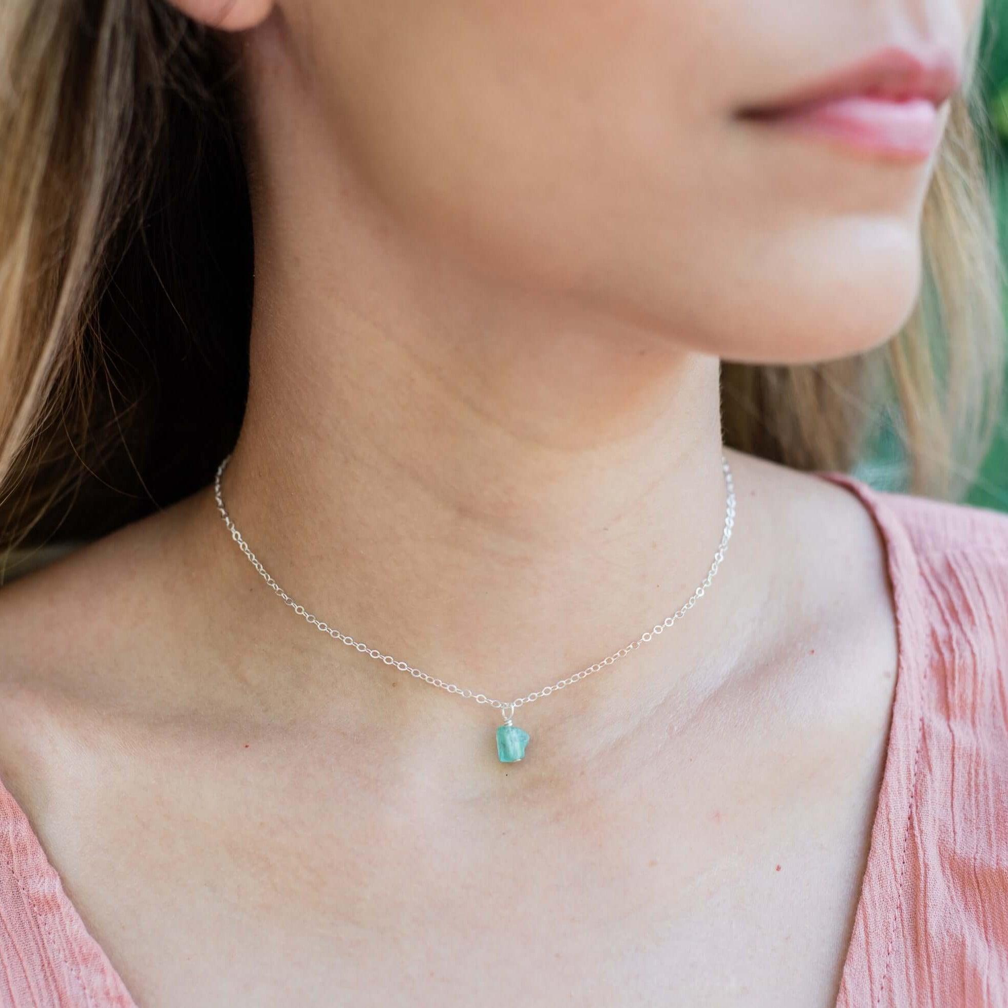 Tiny Rough Apatite Gemstone Pendant Choker Necklace - Natural Blue Green Stone Jewelry for Women, Boho Style Layering Chain - Perfect for Everyday Wear, Gift Giving & Spiritual Healing